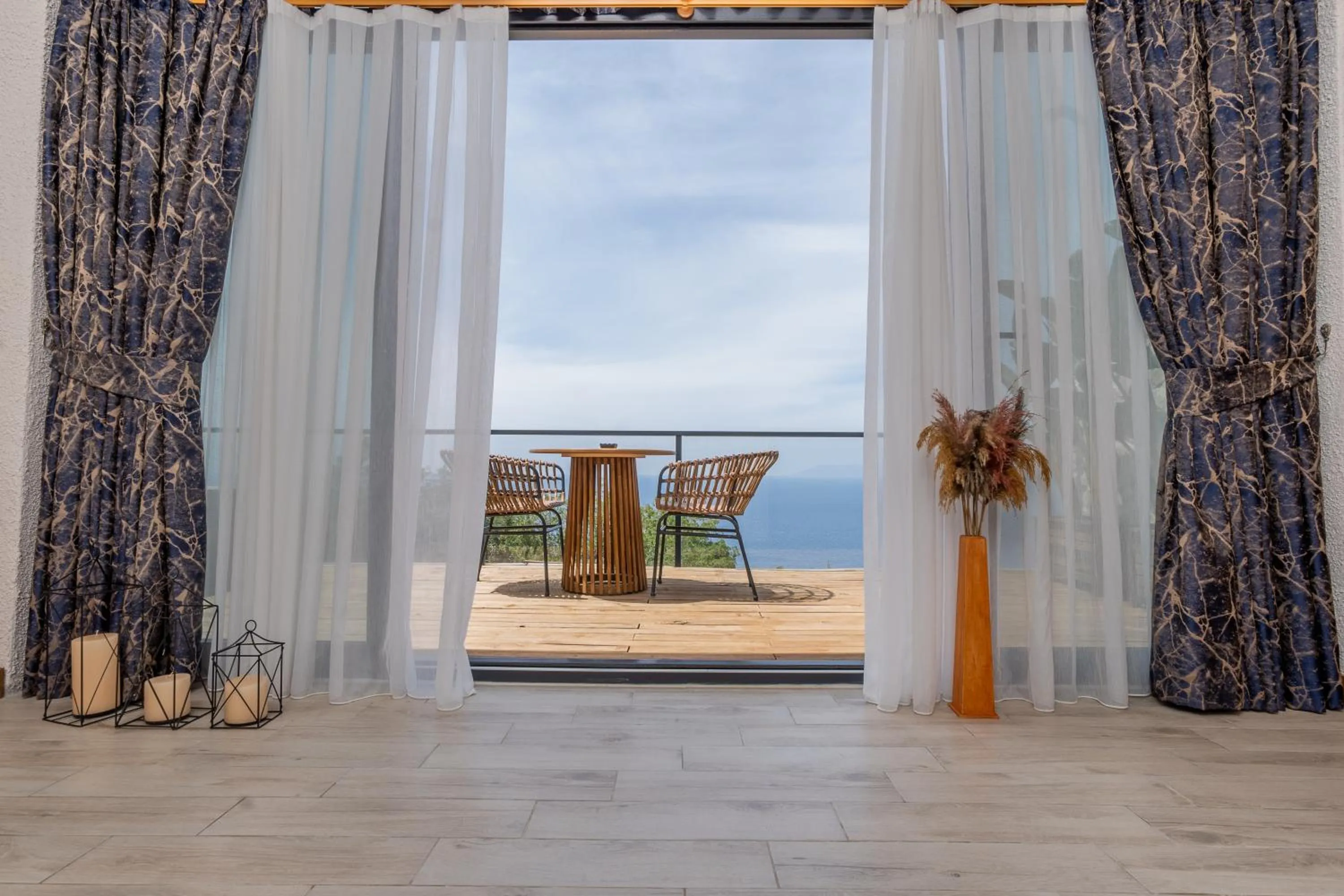 Patio in Vista Del Amor Faralya