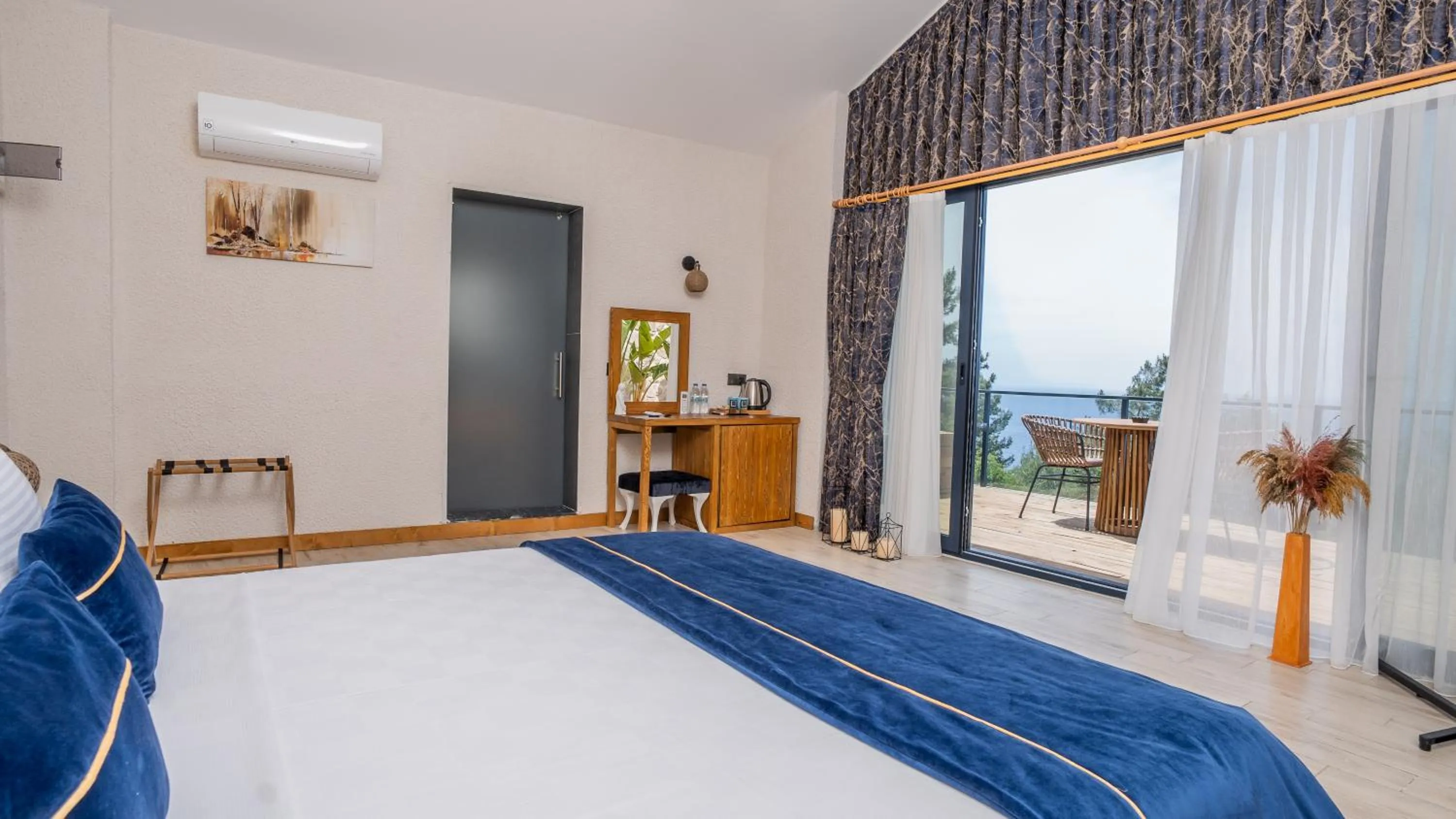 Bed in Vista Del Amor Faralya