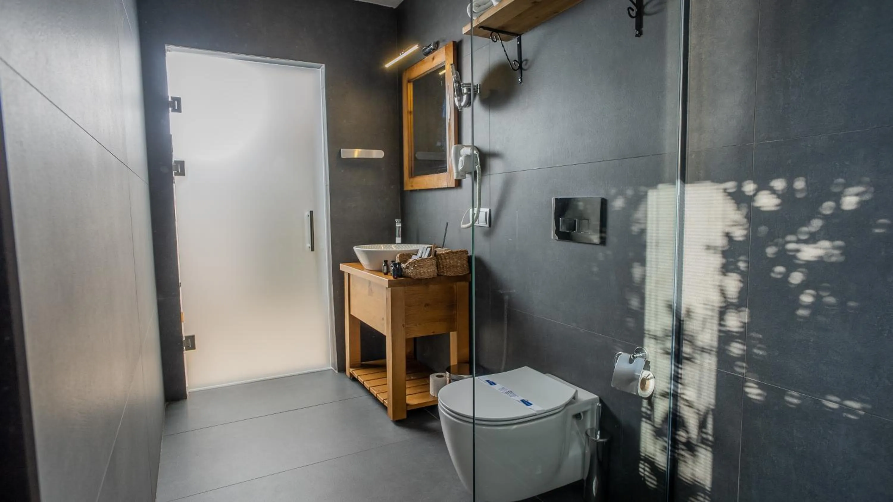 Bathroom in Vista Del Amor Faralya