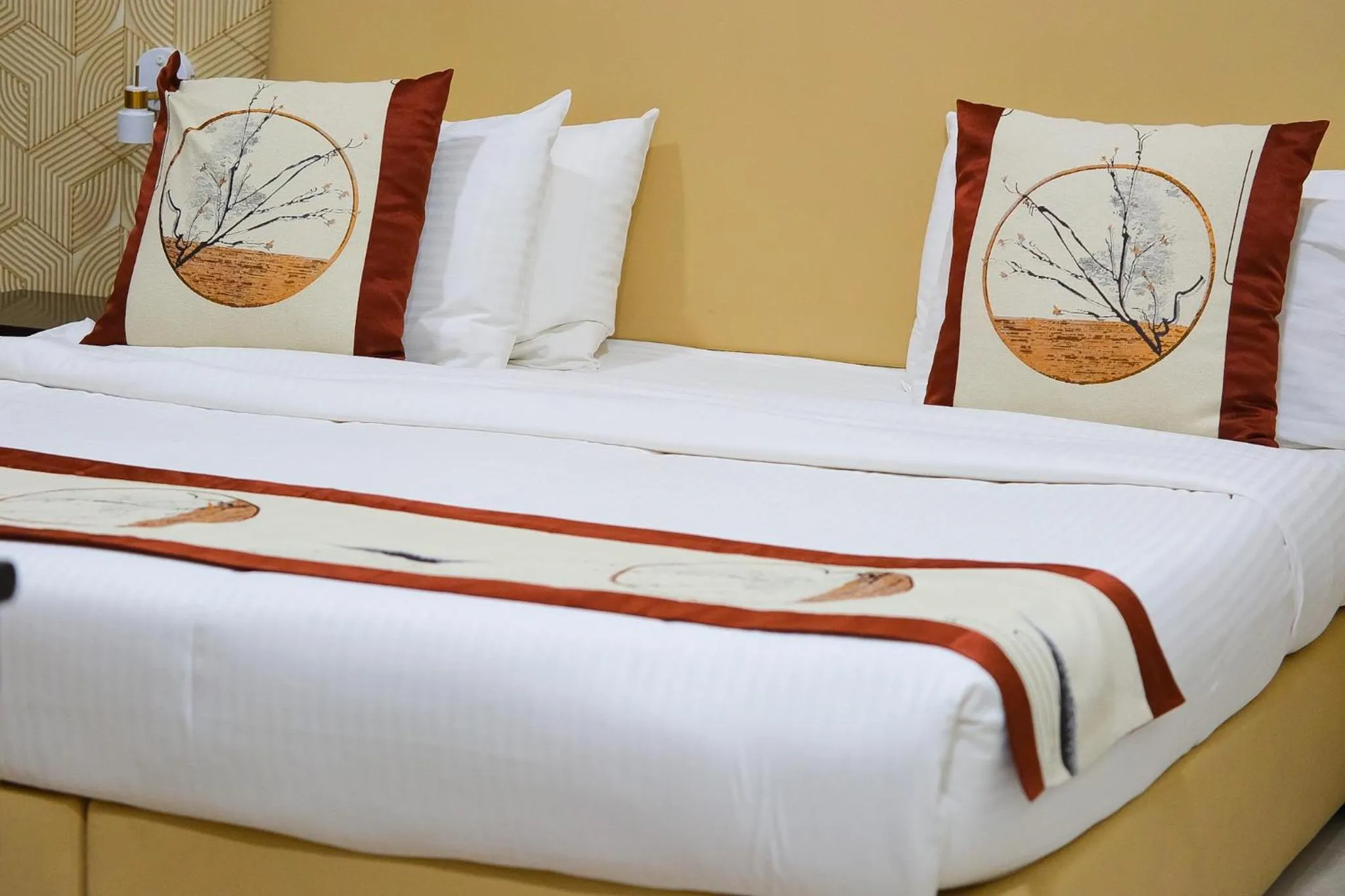 Bed in AL MARSA HOTEL APARTMENTS
