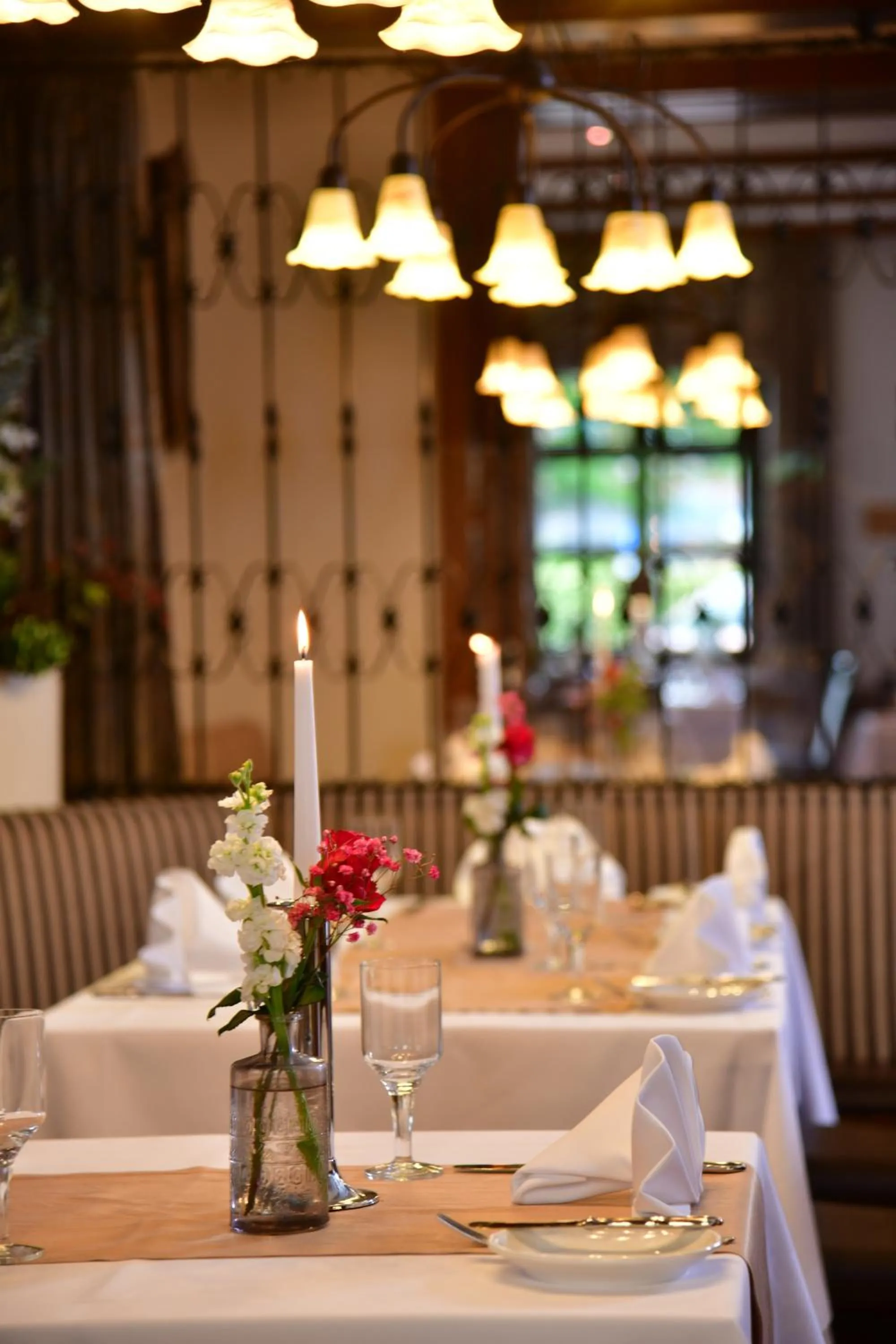 Restaurant/places to eat in Landhotel Hermannshöhe