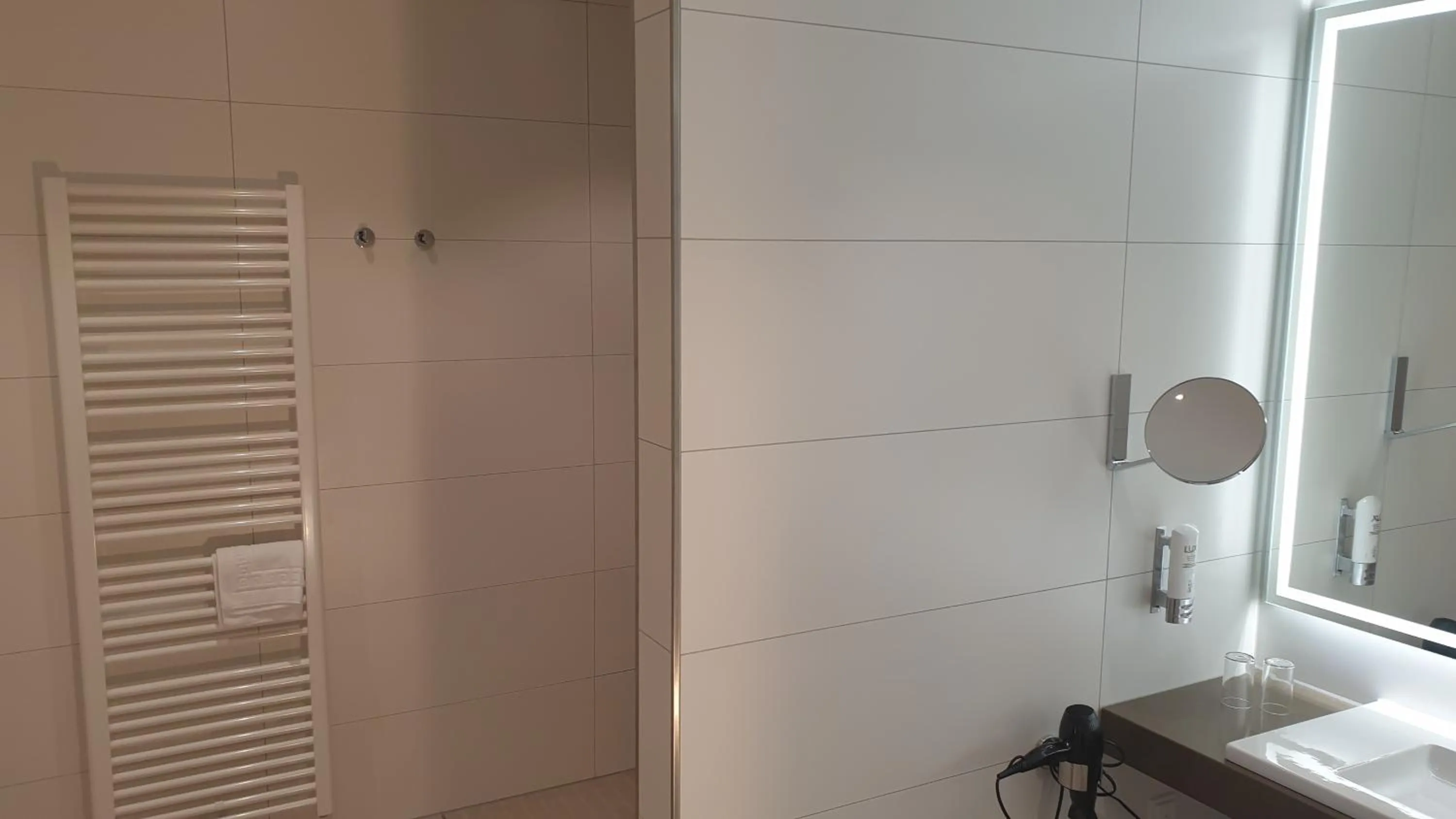 Bathroom in Landhotel Hermannshöhe