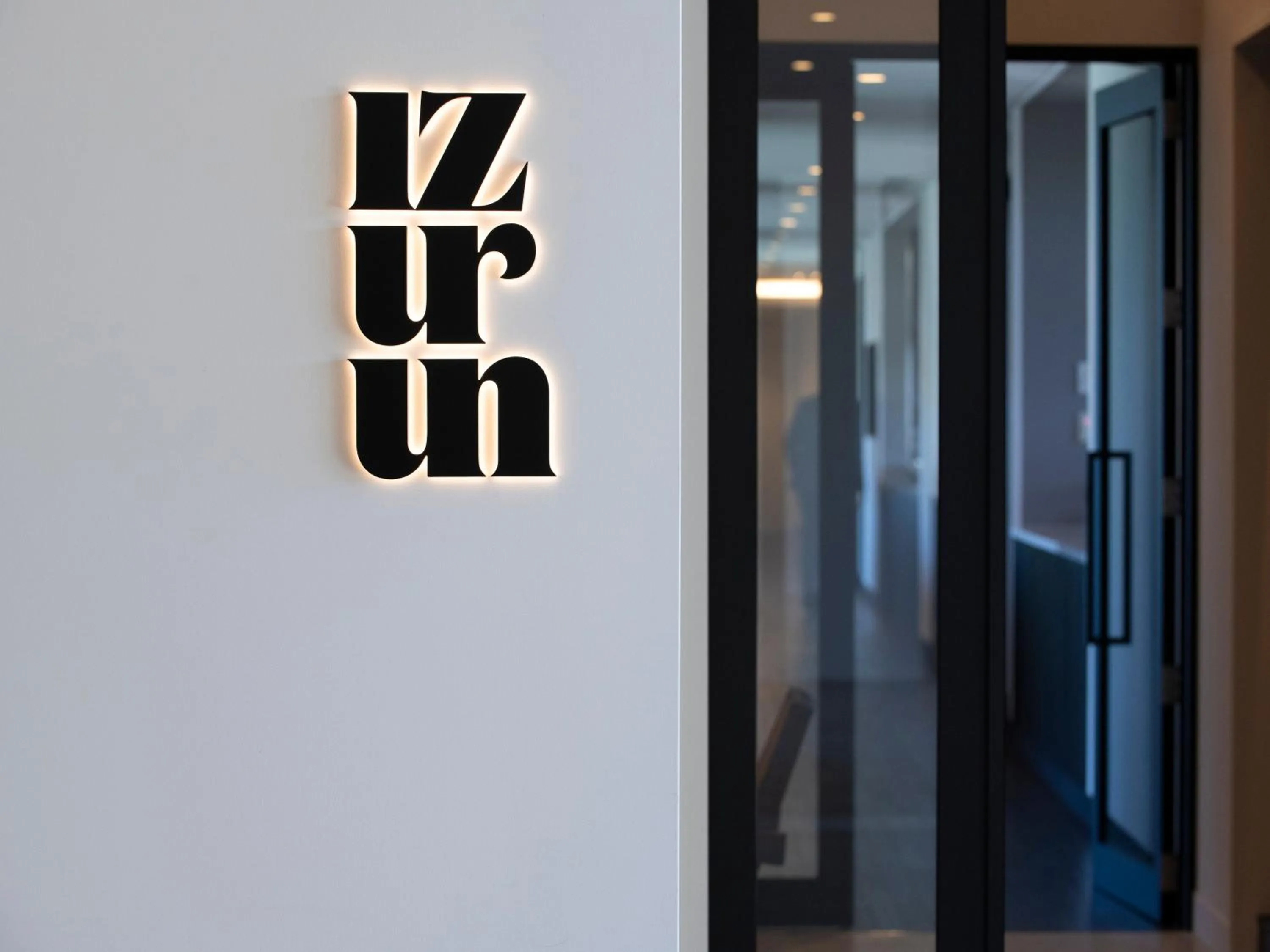 Restaurant/places to eat in Hotel Vison