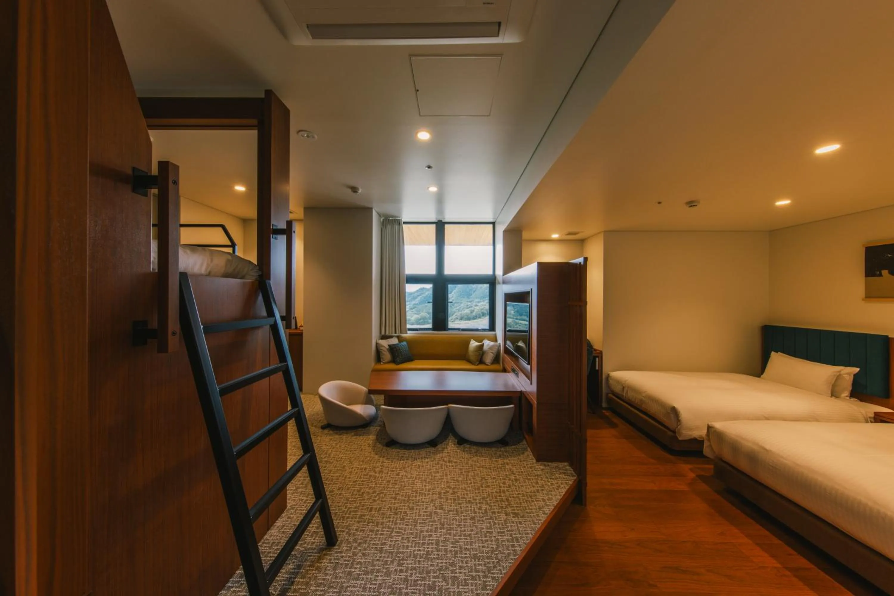 Photo of the whole room, Bed in Hotel Vison