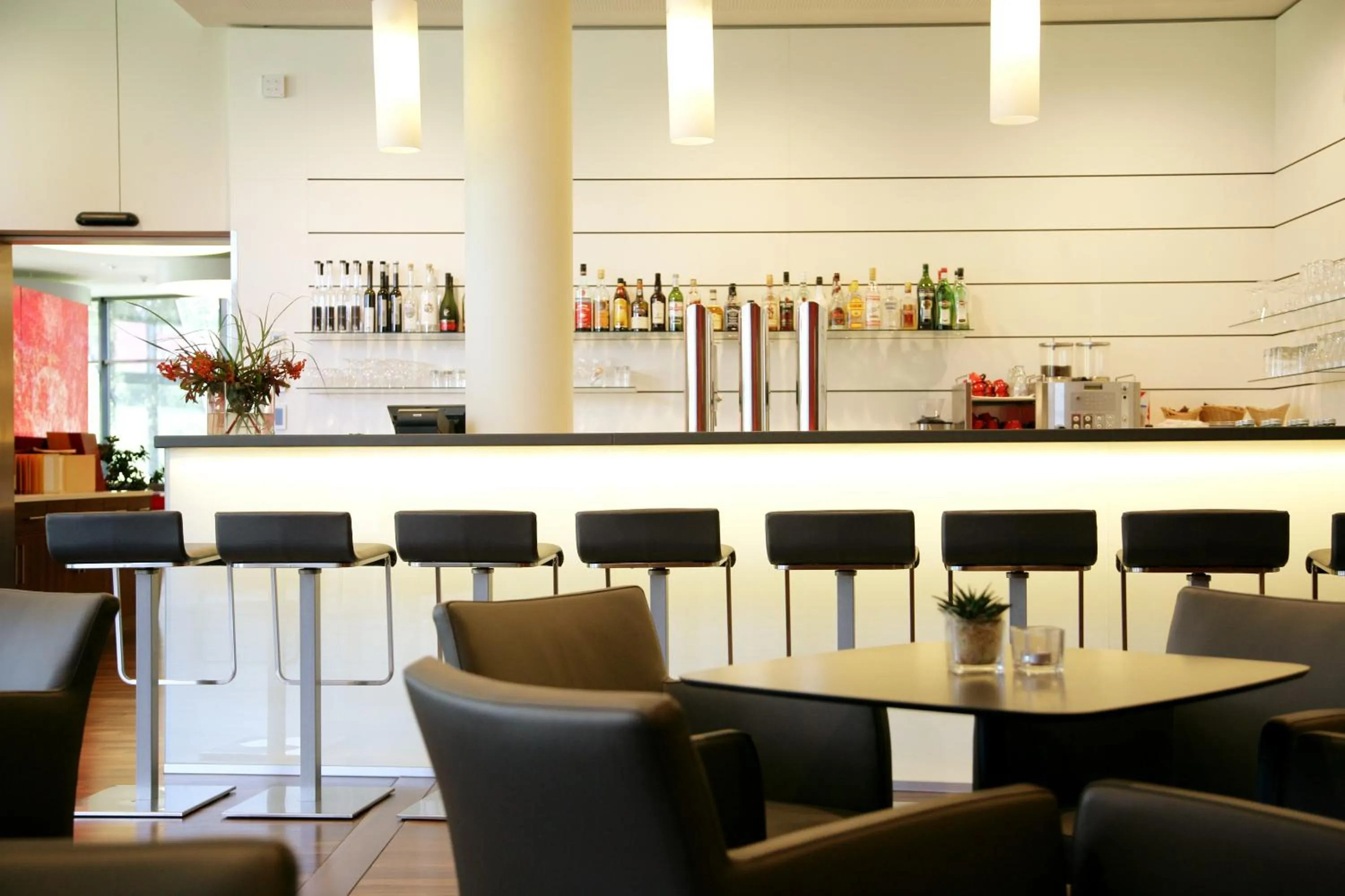 Lounge or bar in Spa Hotel Bründl