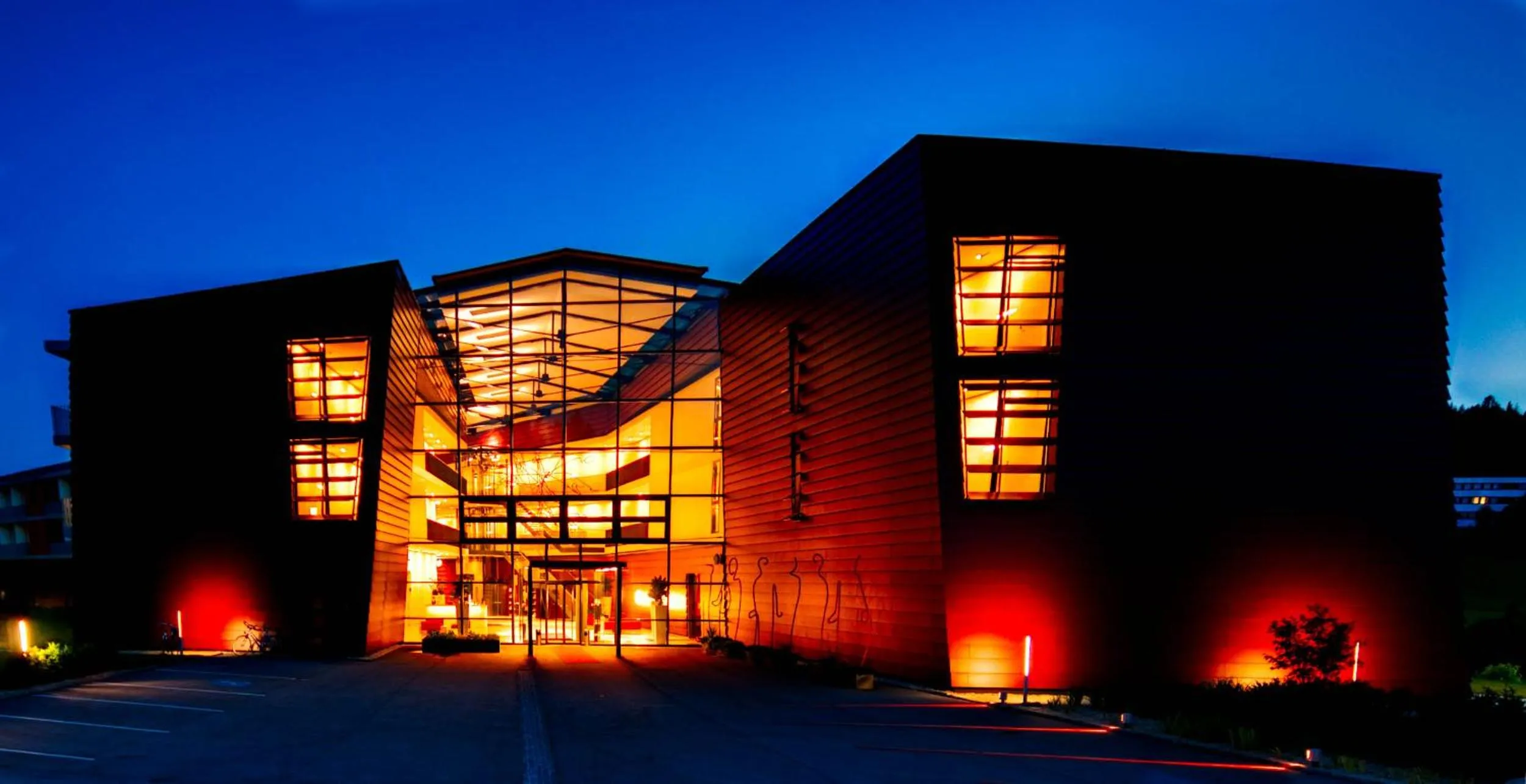 Facade/entrance in Spa Hotel Bründl