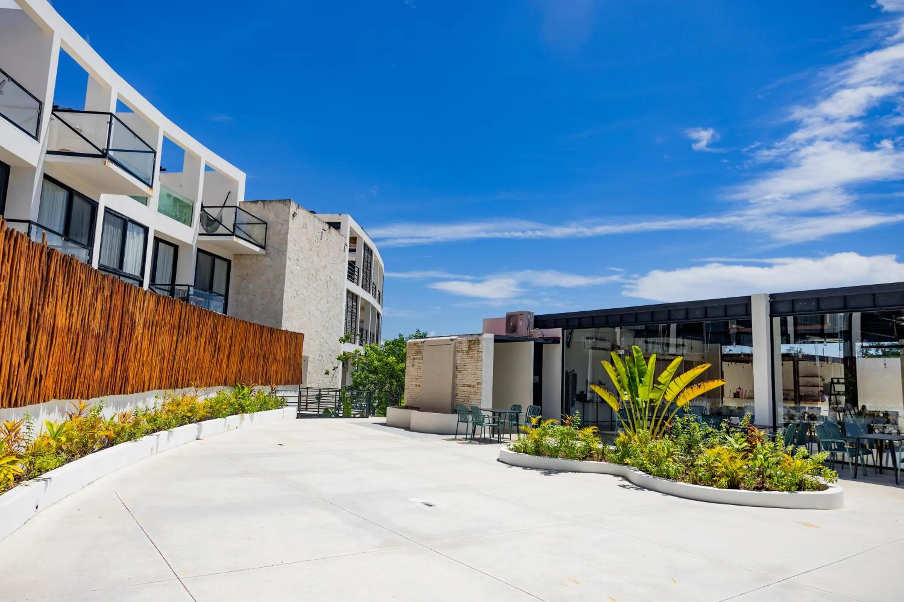 Restaurant/places to eat in The Waves Tulum by BNB Experience