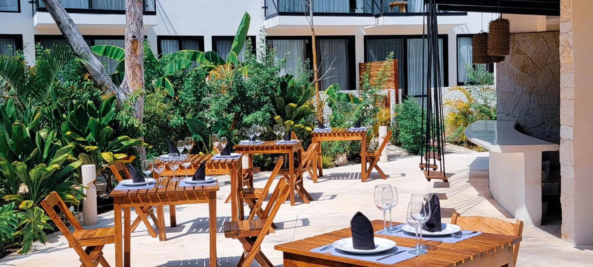 Restaurant/places to eat in The Waves Tulum by BNB Experience