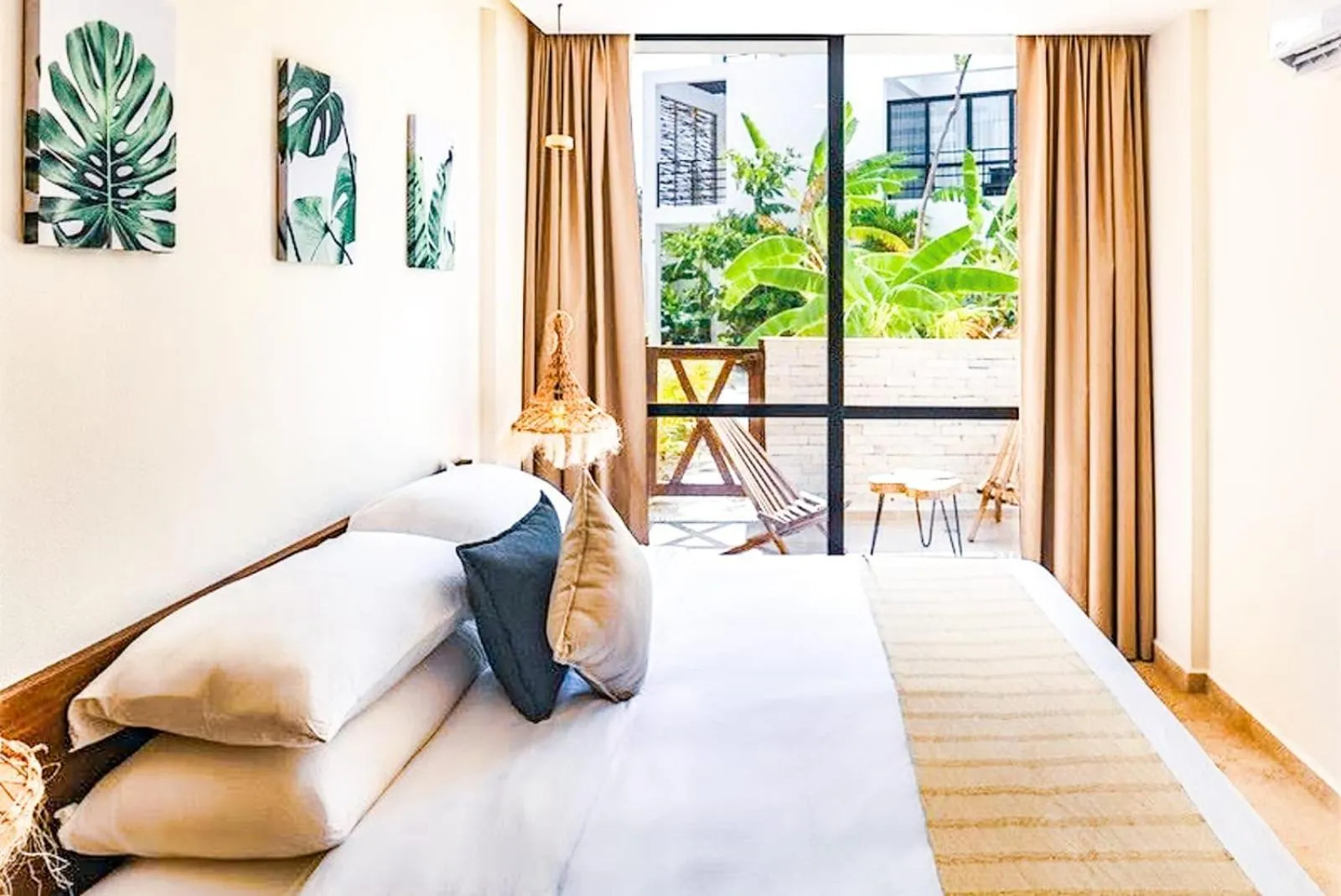 Bed in The Waves Tulum by BNB Experience