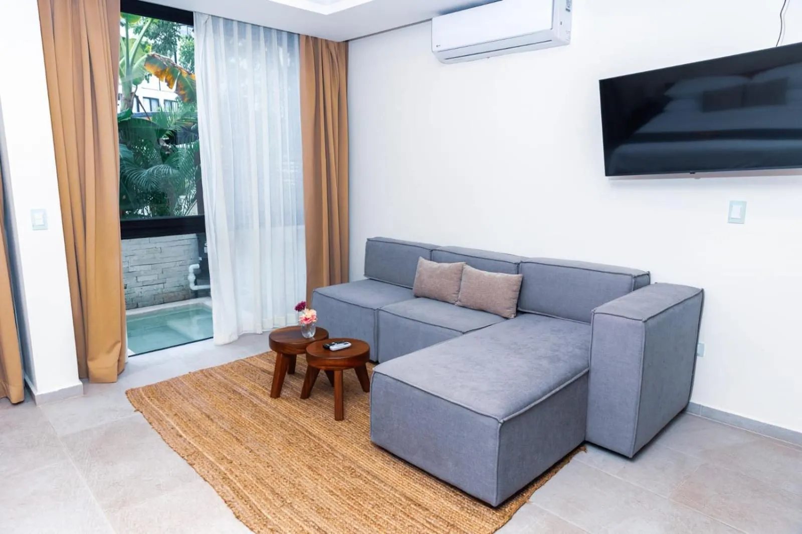 TV and multimedia in The Waves Tulum by BNB Experience