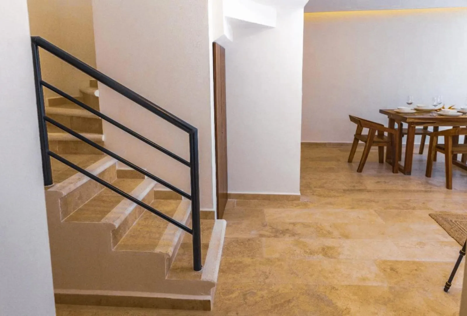 Dining area in The Waves Tulum by BNB Experience