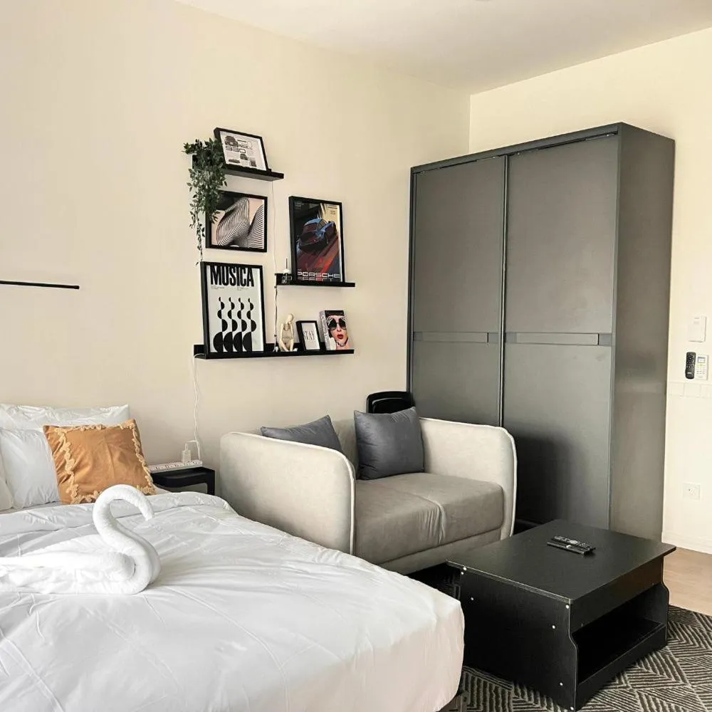 Bed in Ceylonz Suites by Living Signature