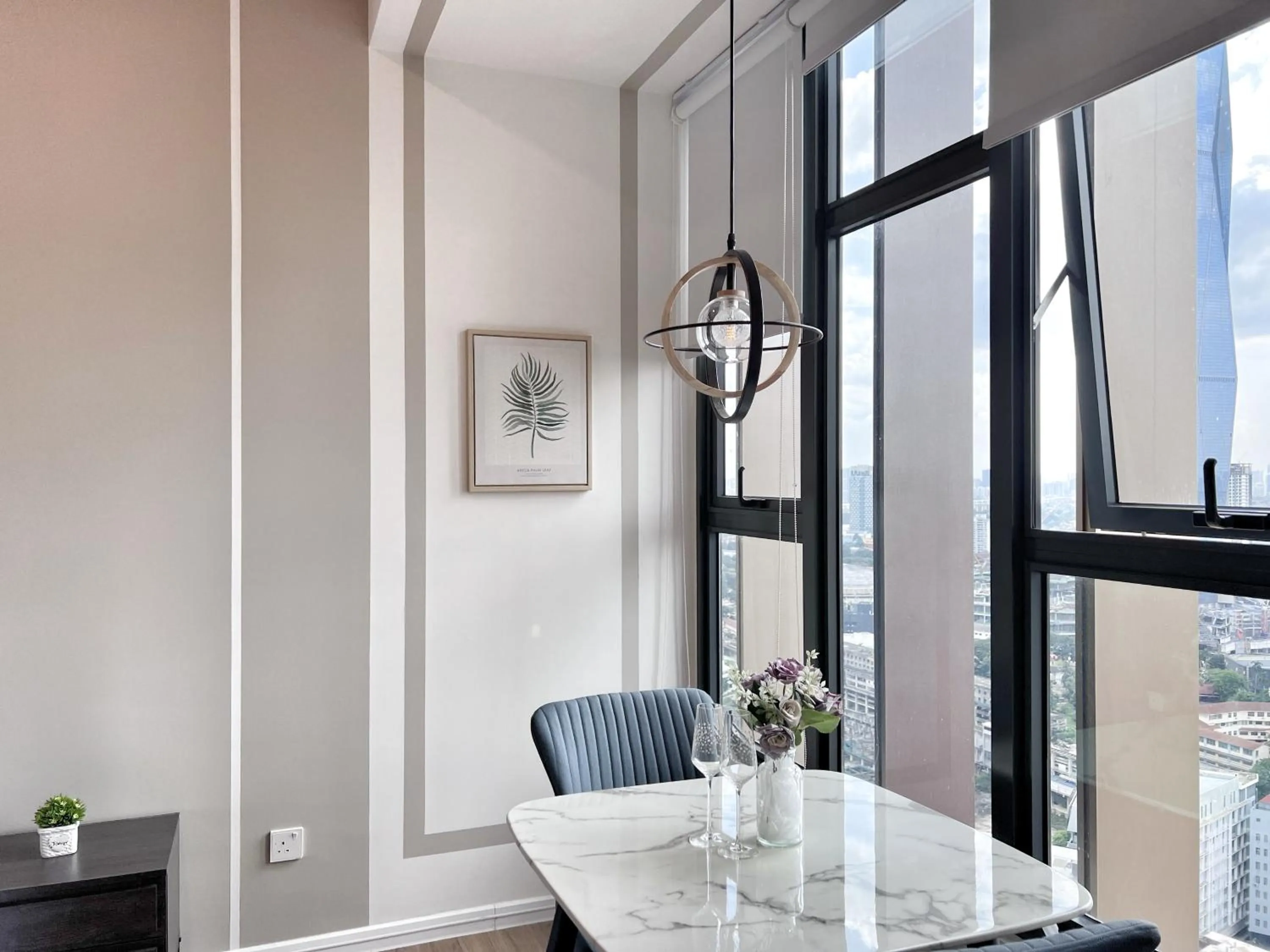 Ceylonz Suites by Living Signature