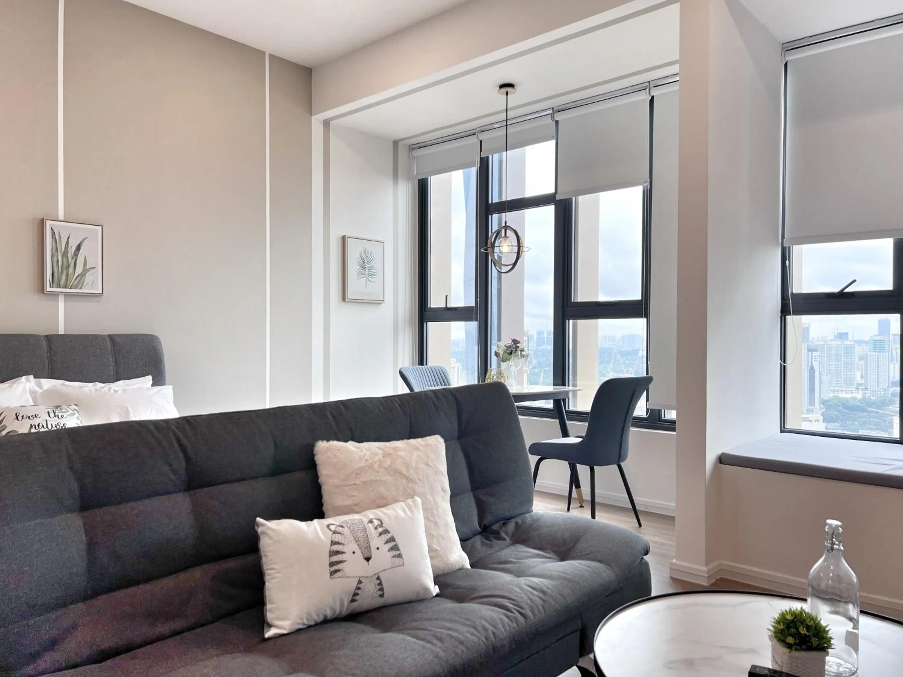 Ceylonz Suites by Living Signature