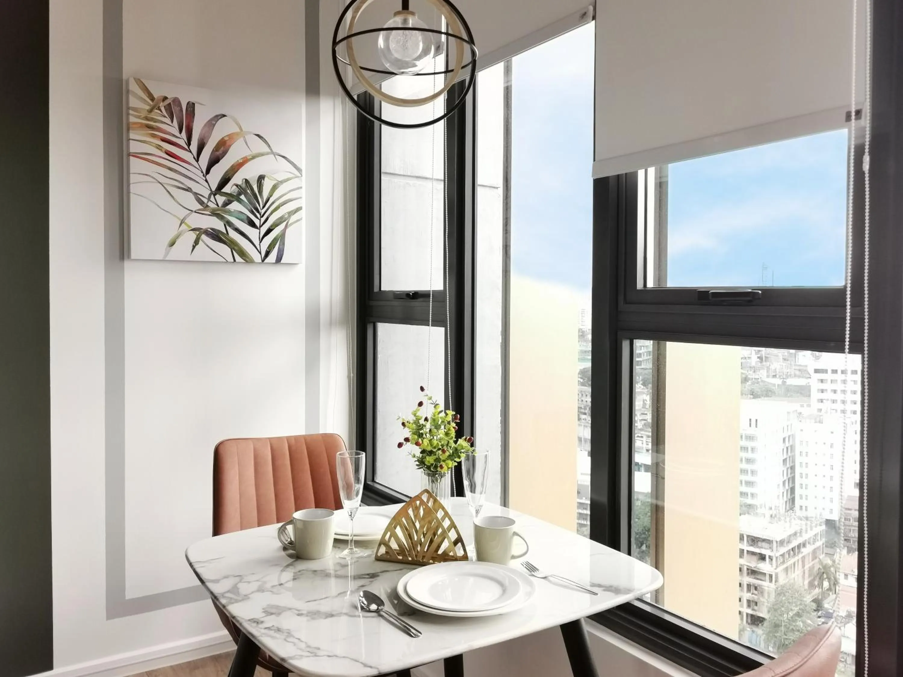 Ceylonz Suites by Living Signature