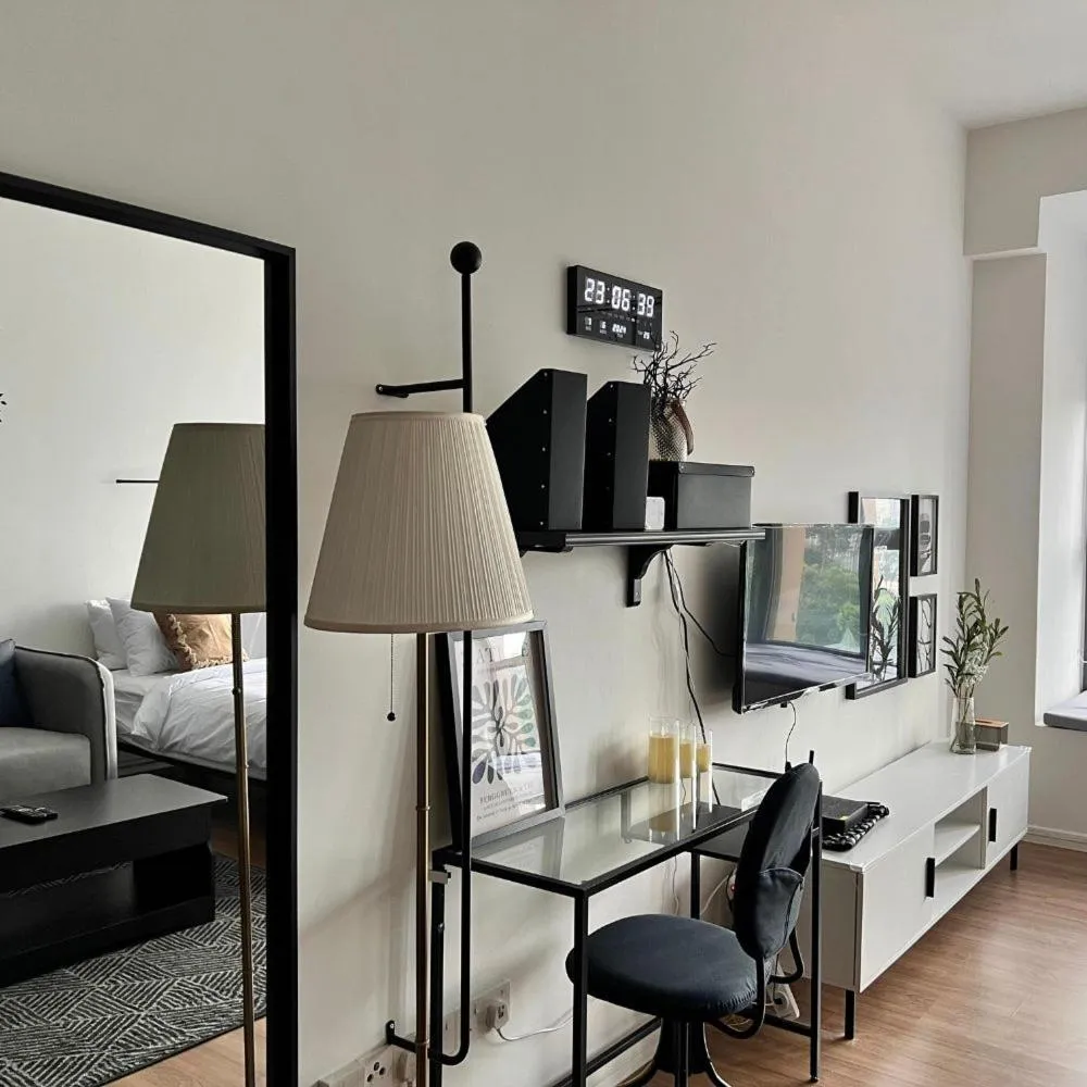 Bed in Ceylonz Suites by Living Signature