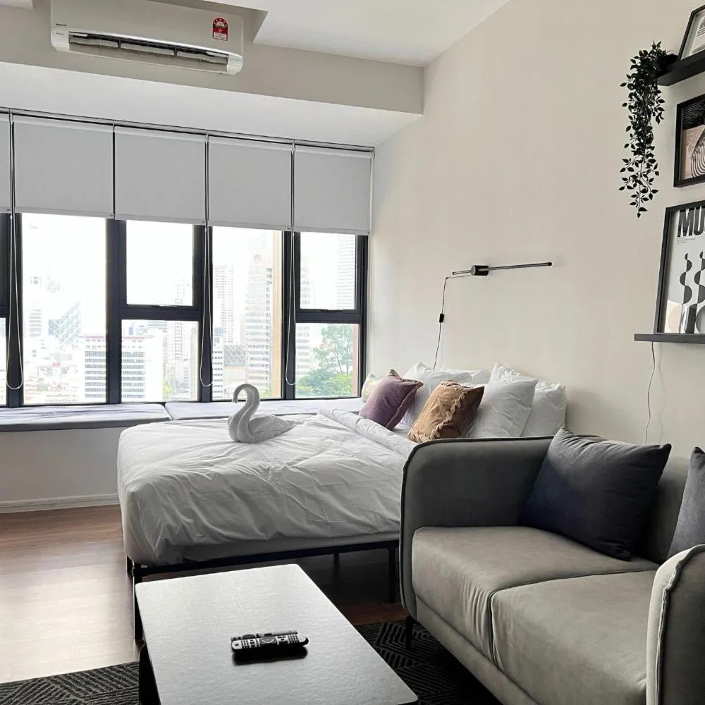 Bed in Ceylonz Suites by Living Signature