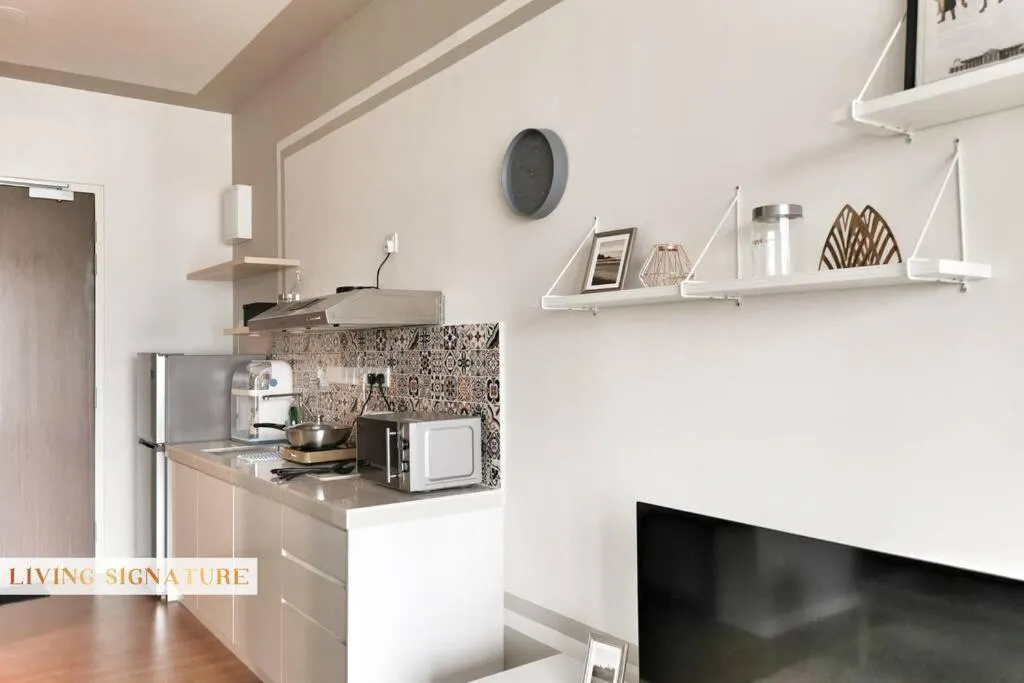 Ceylonz Suites by Living Signature