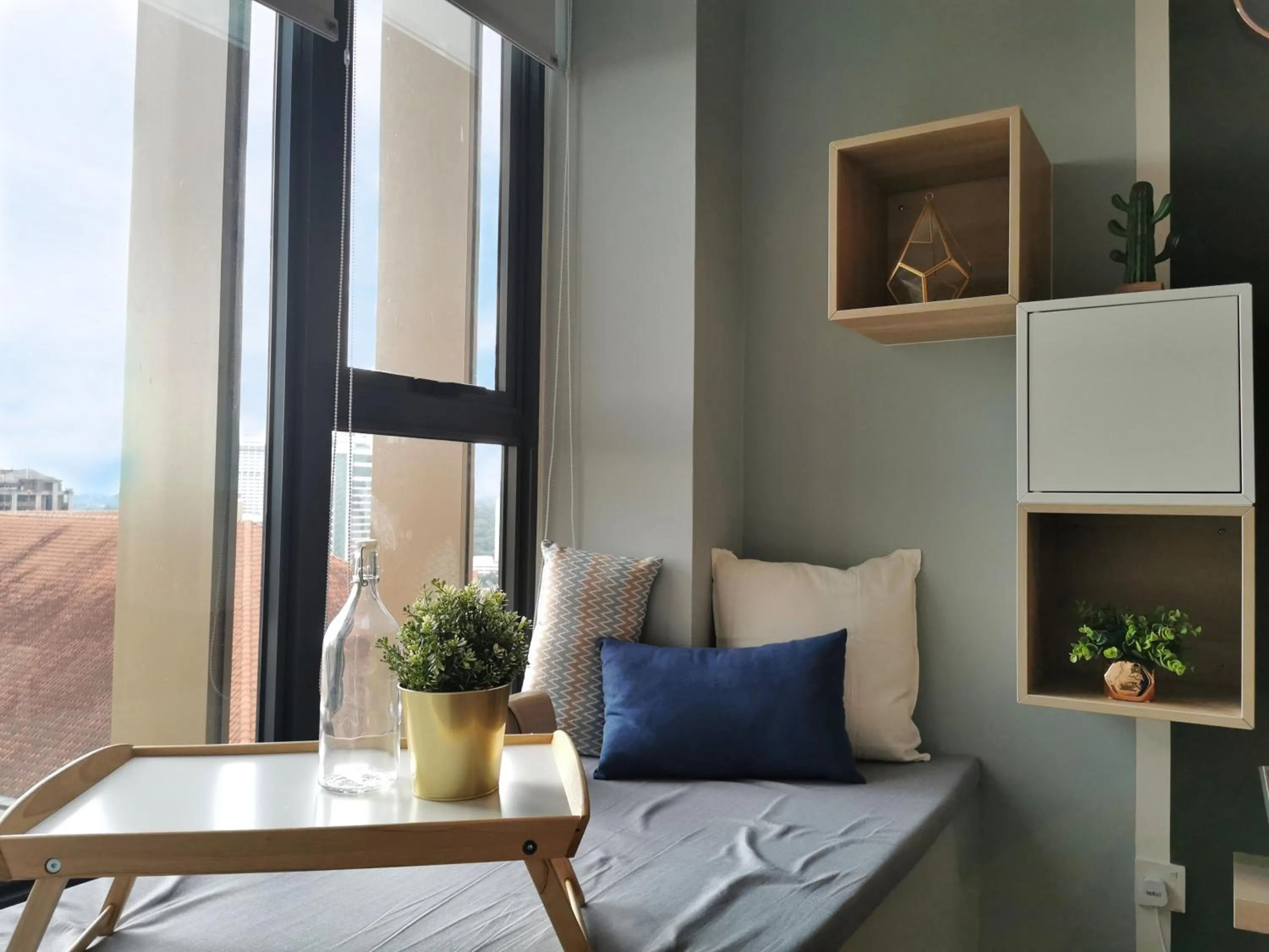 Ceylonz Suites by Living Signature