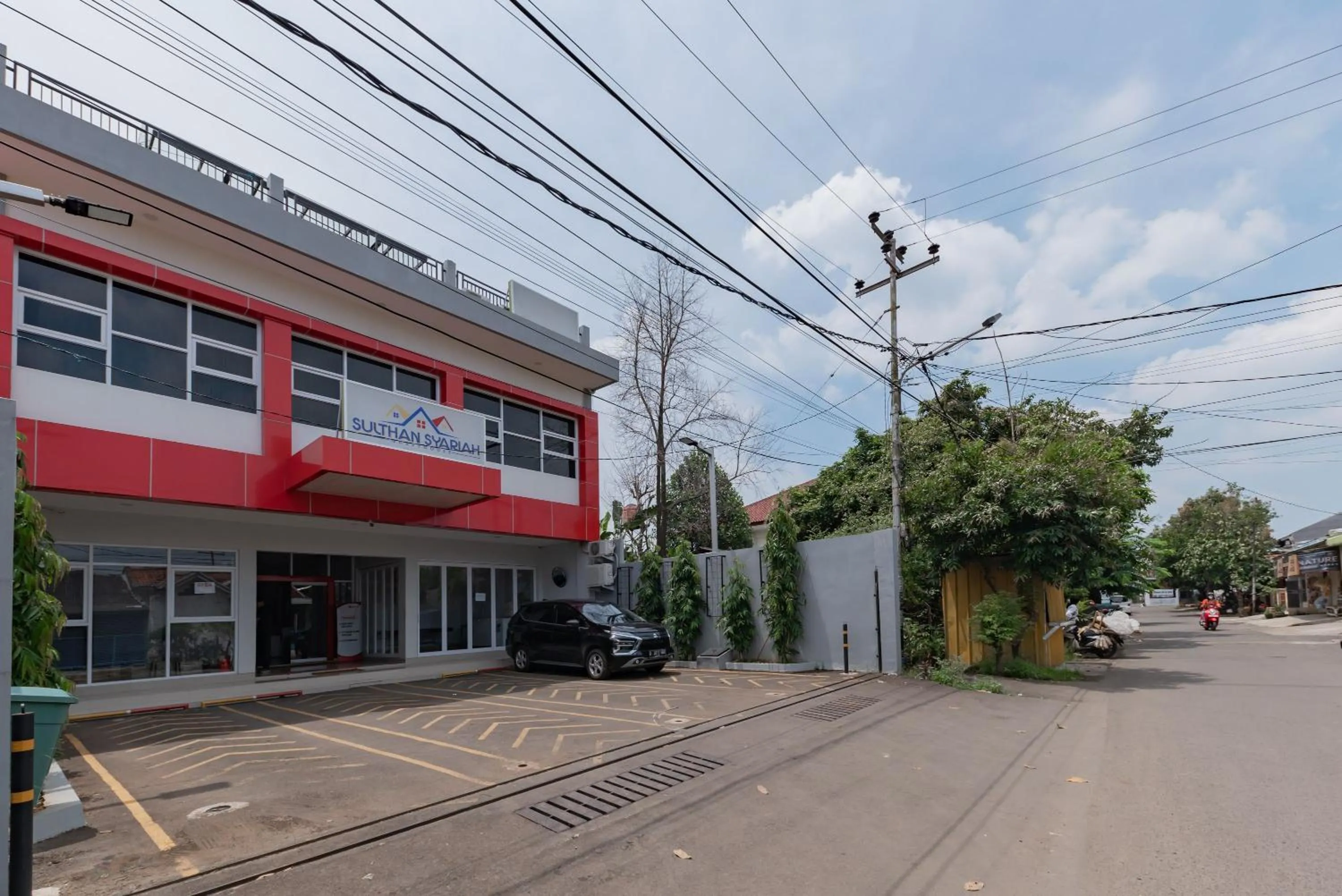 Property building in RedDoorz Syariah near DPRD Kabupaten Subang