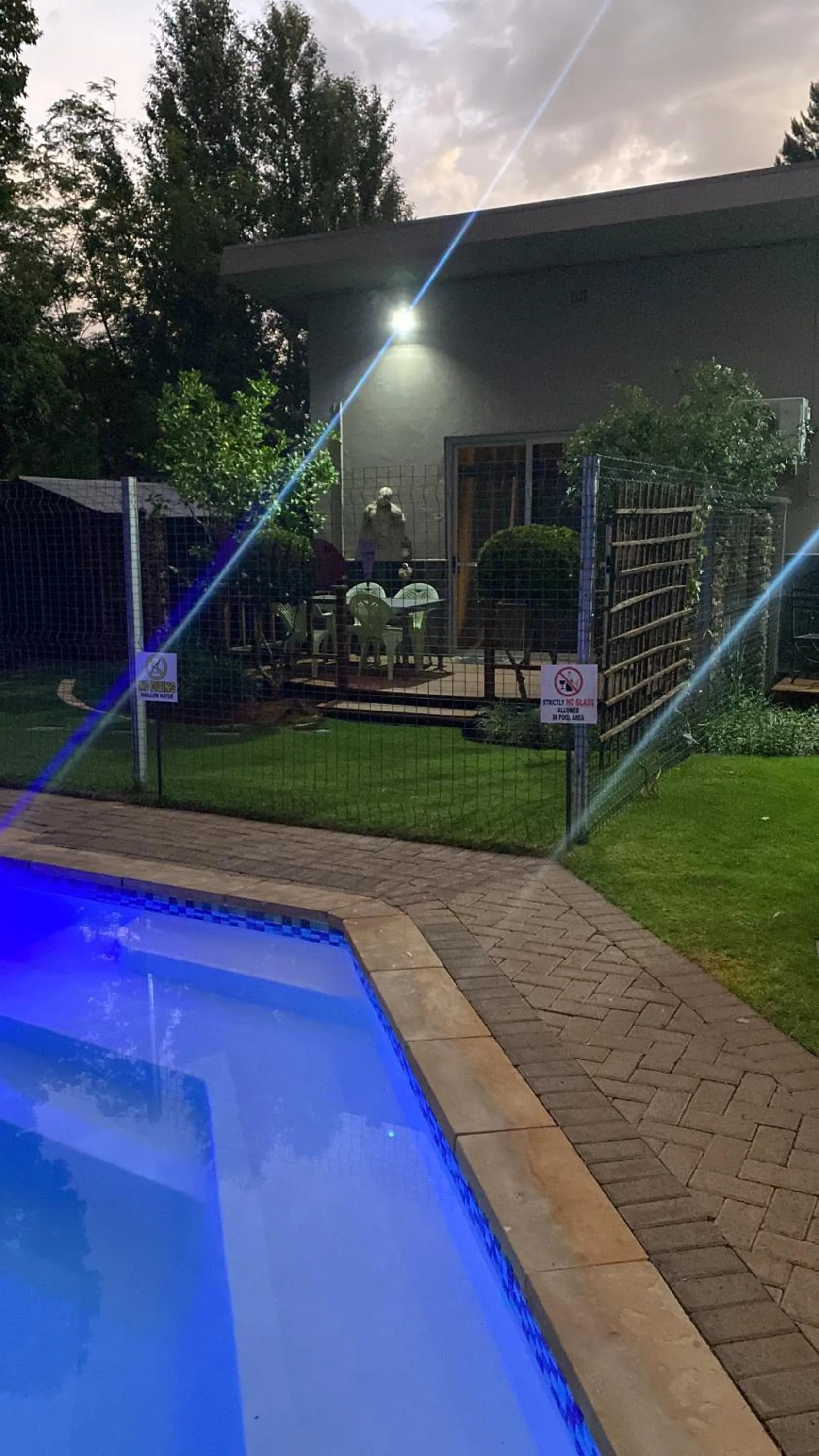 Pool view in Cottonwood Guesthouse Oasis