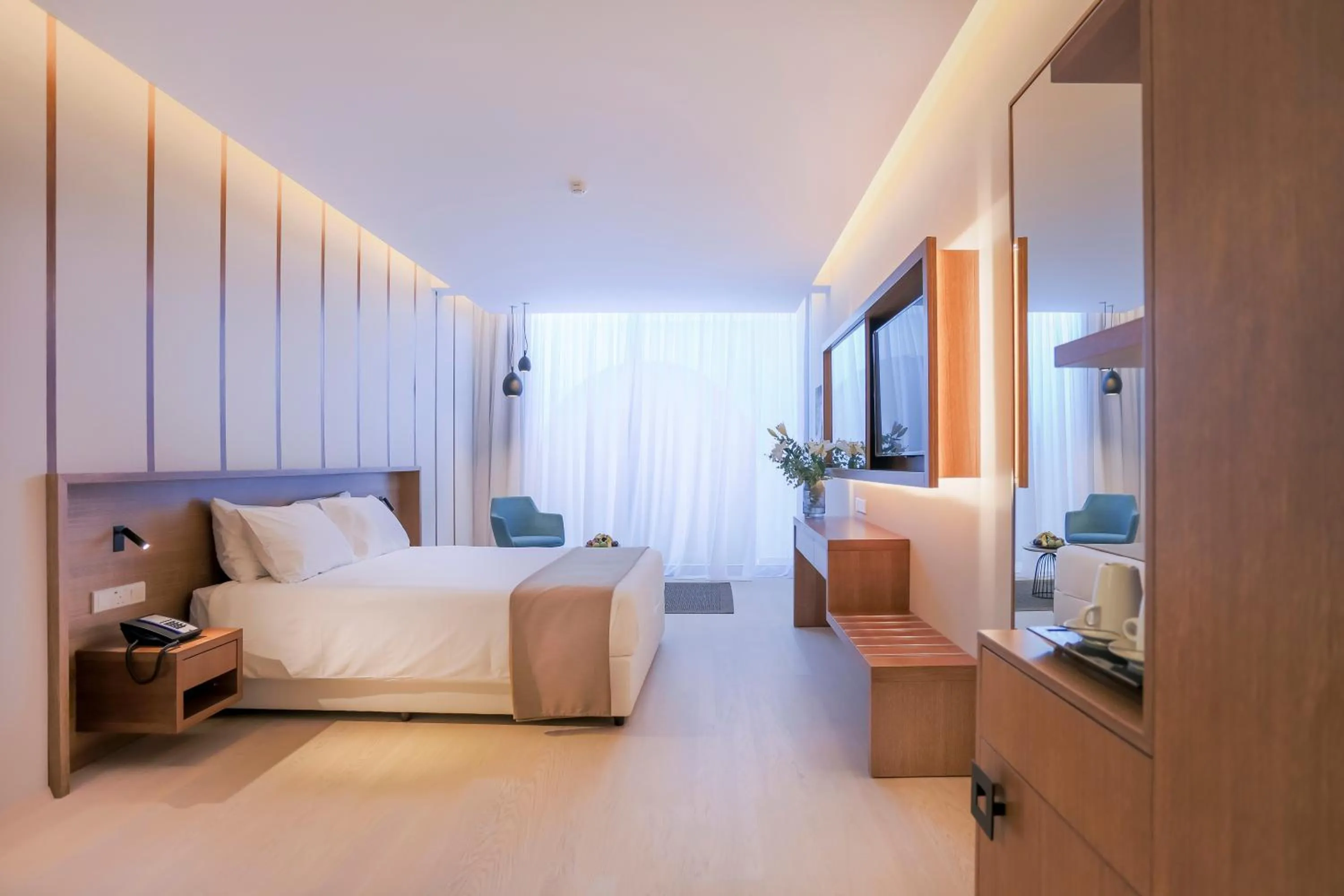 Bed in Radisson Beach Resort Larnaca