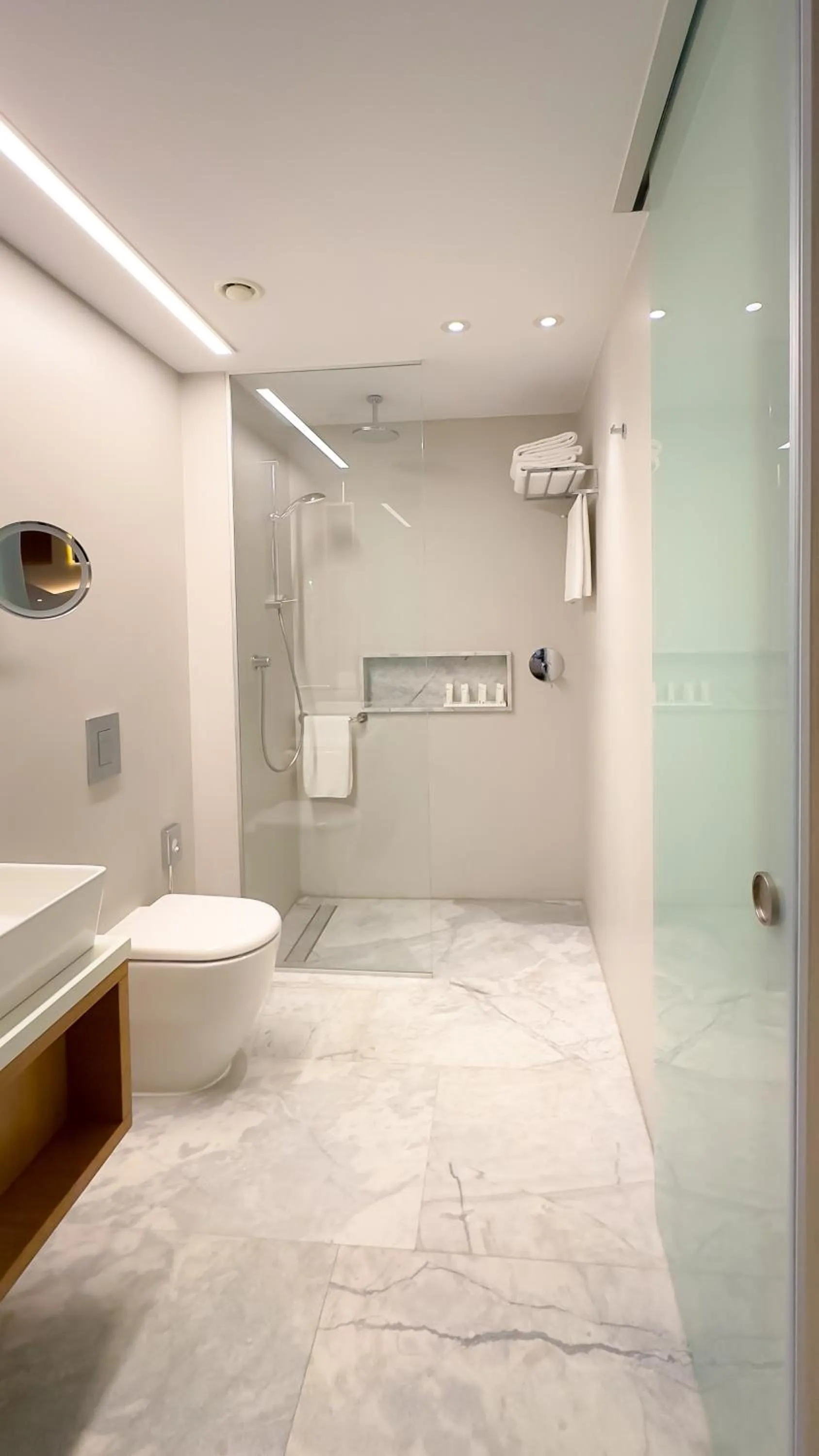 Bathroom in Radisson Beach Resort Larnaca