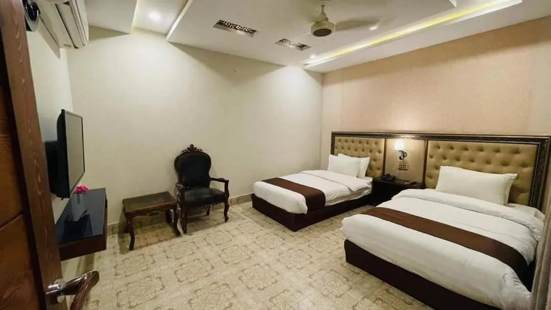 Bed in Golden Sand Hotel Rahim Yar Khan