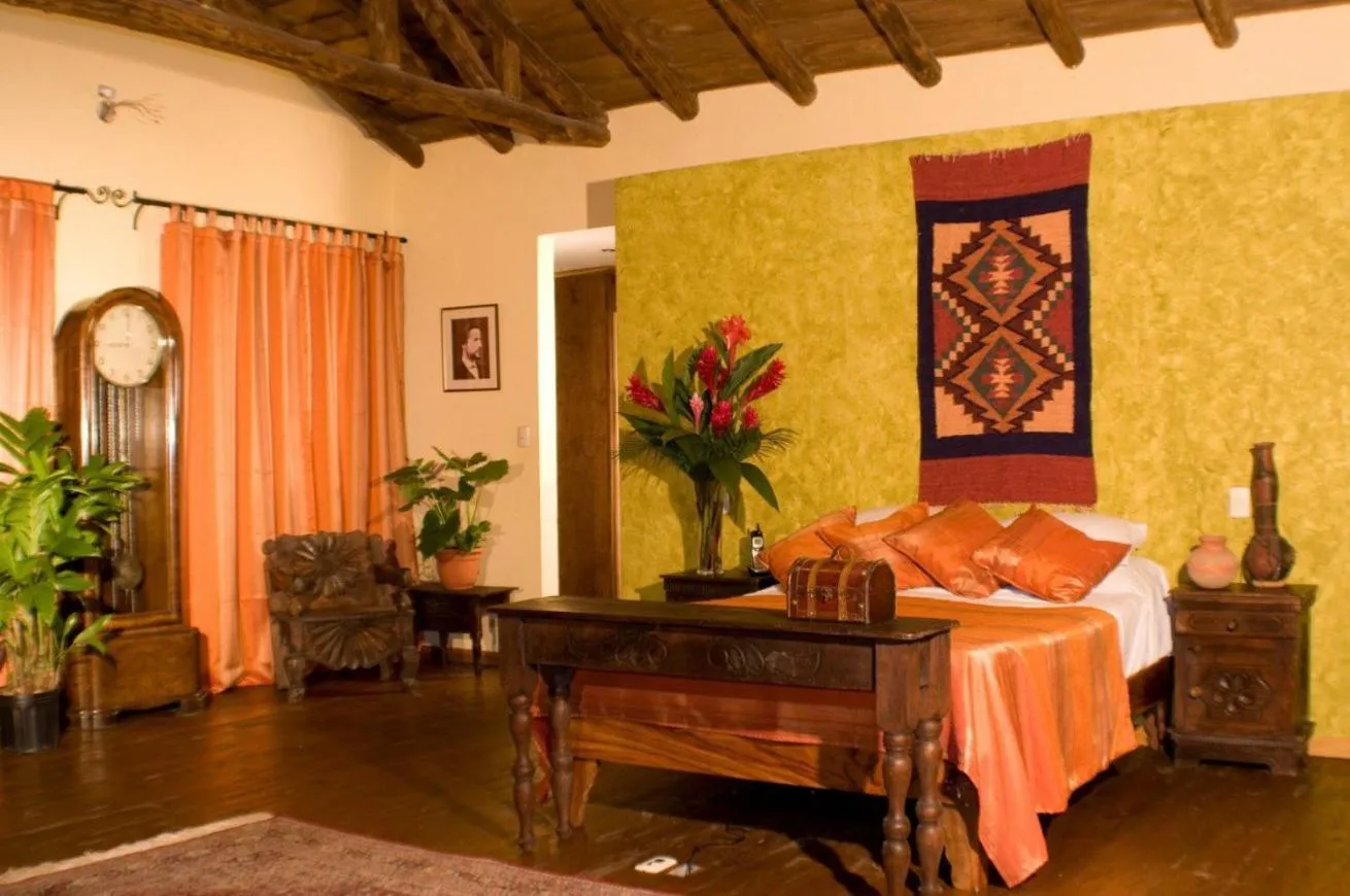 Photo of the whole room in Hacienda La Isla Lodge