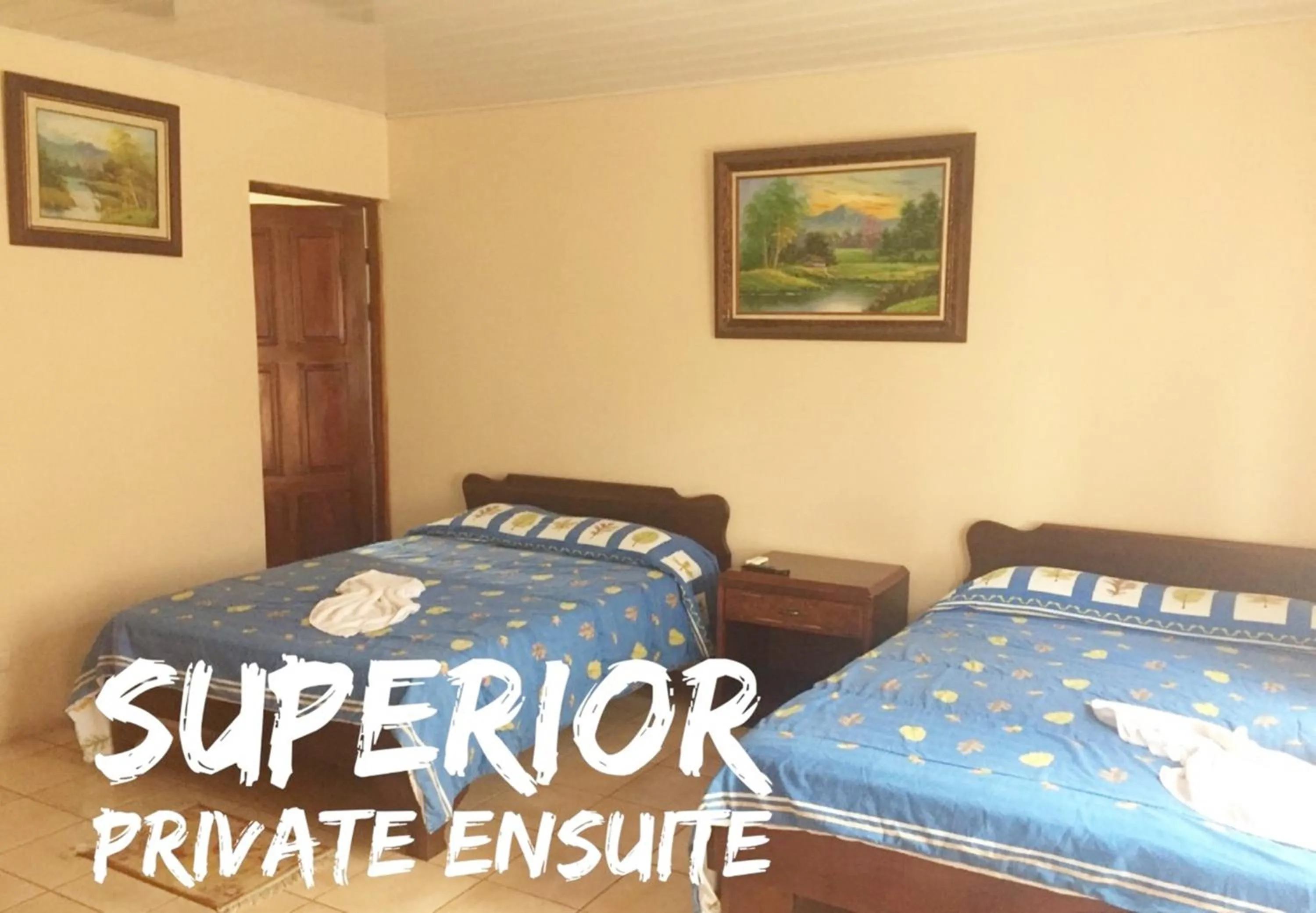 Bed in Hotel La Choza Inn