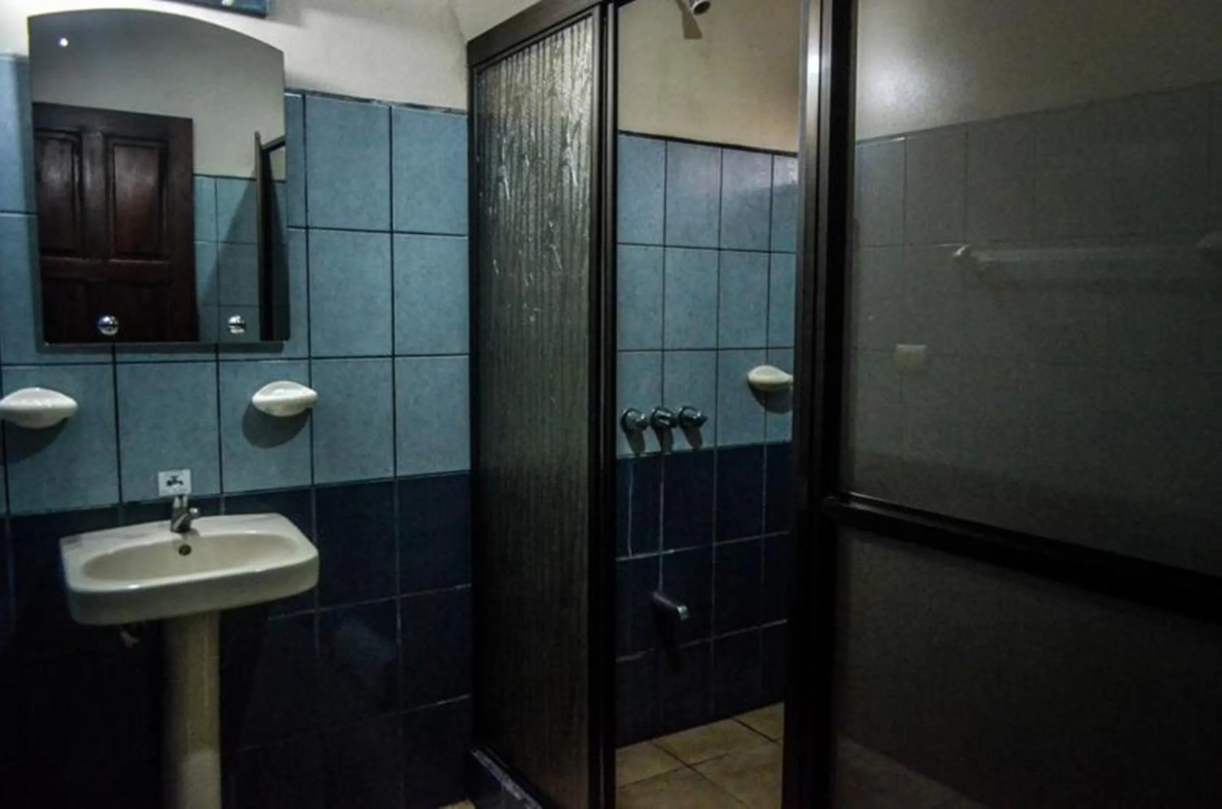 Bathroom in Hotel La Choza Inn