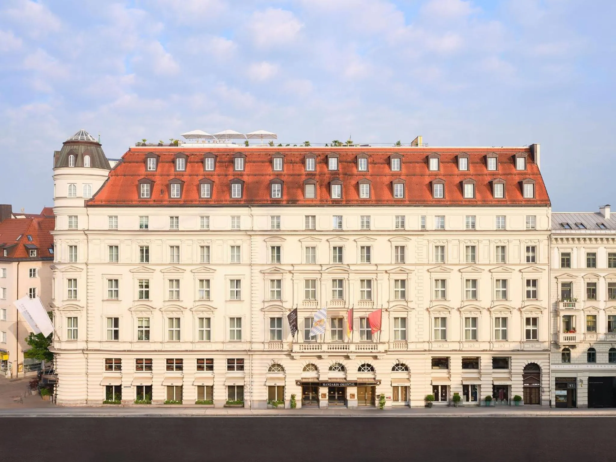 Property building in Mandarin Oriental, Munich