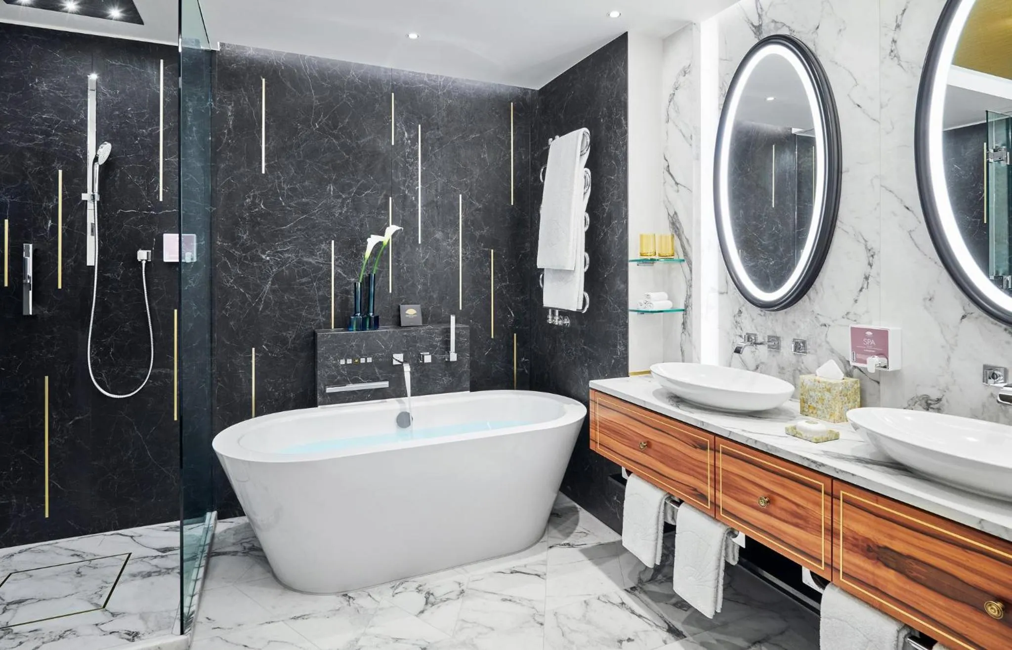 Bathroom in Mandarin Oriental, Munich