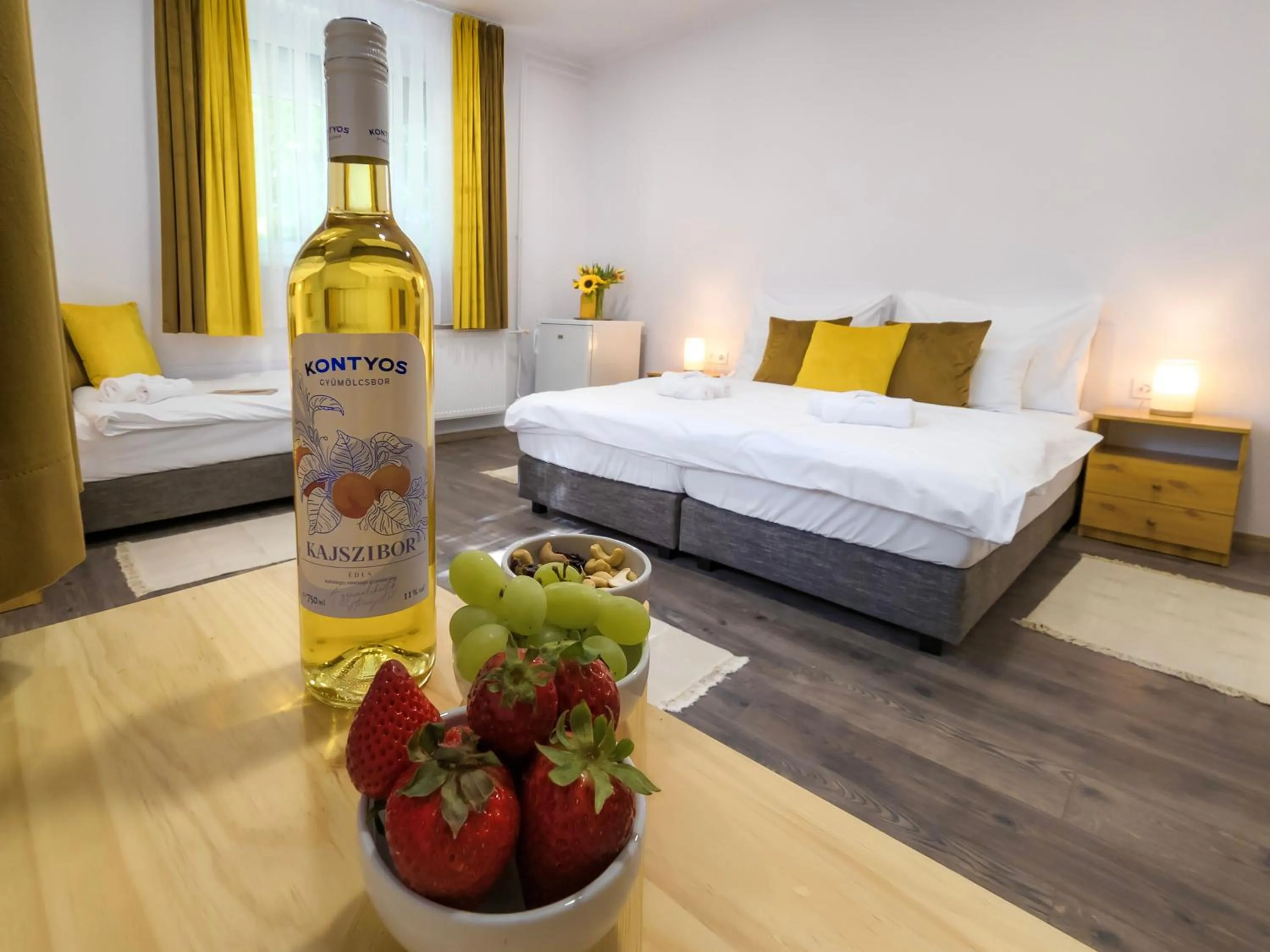 Bed in Hagyma Panzió Makó