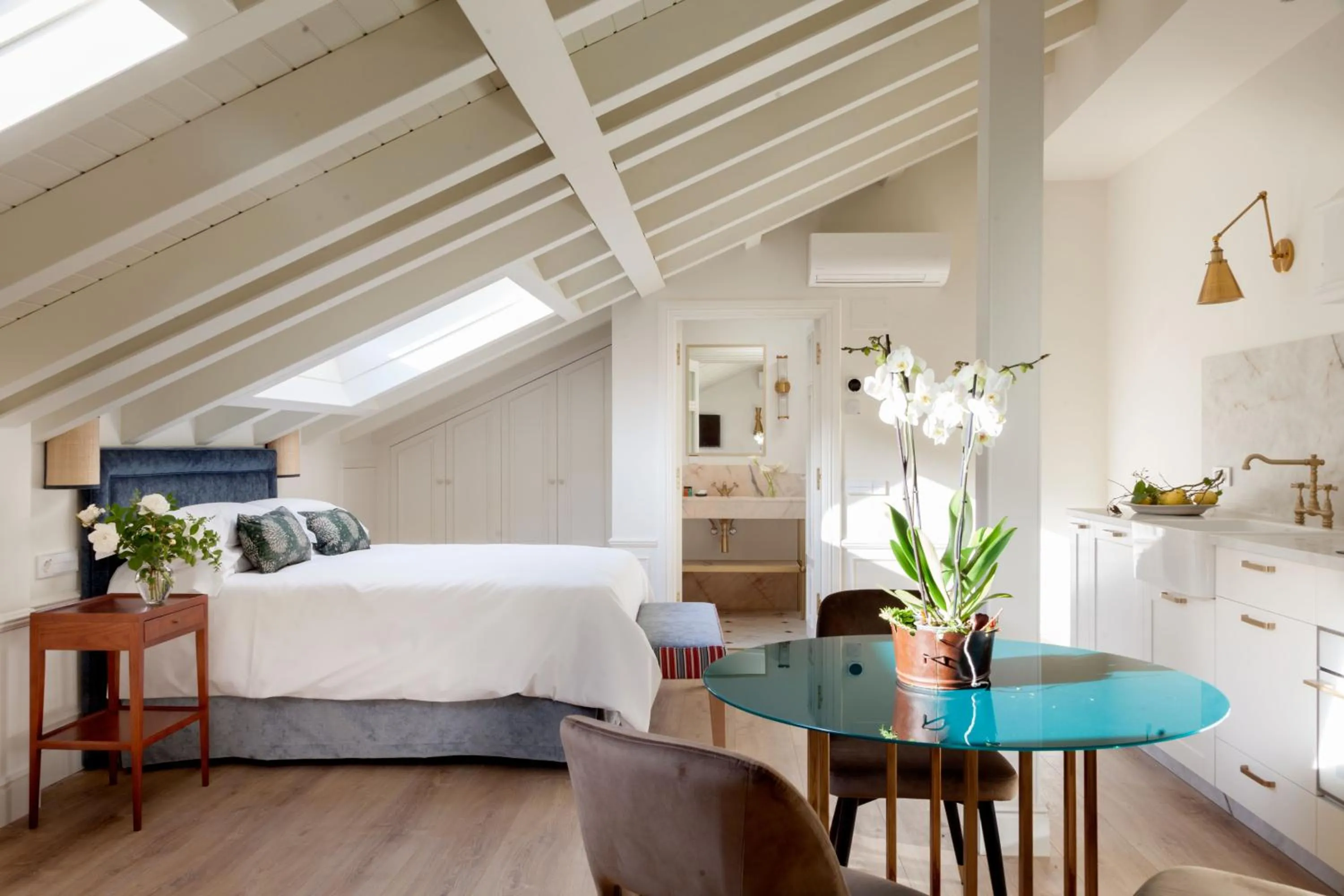 Photo of the whole room, Bed in Gran hotel Brillante