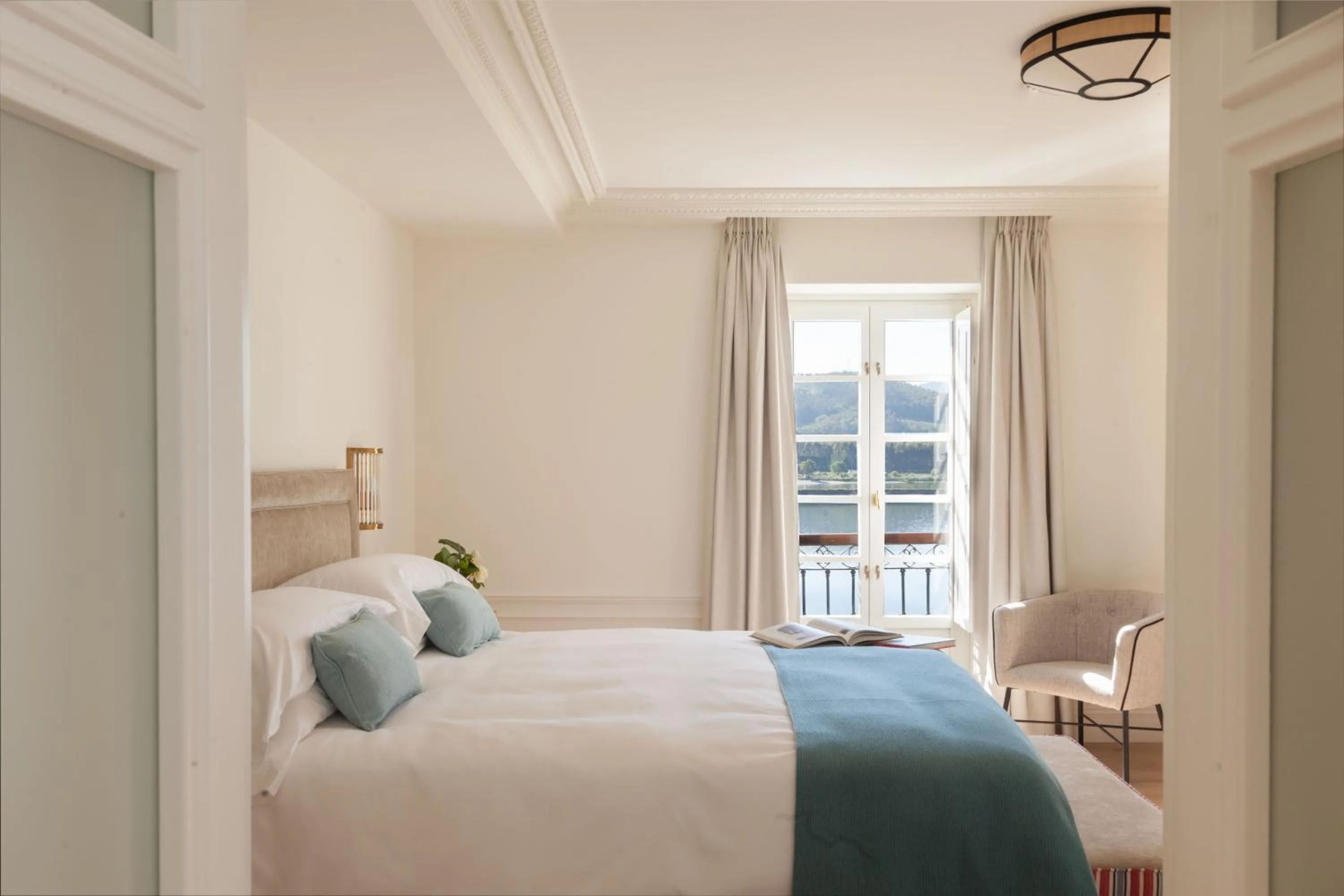 Bed in Gran hotel Brillante