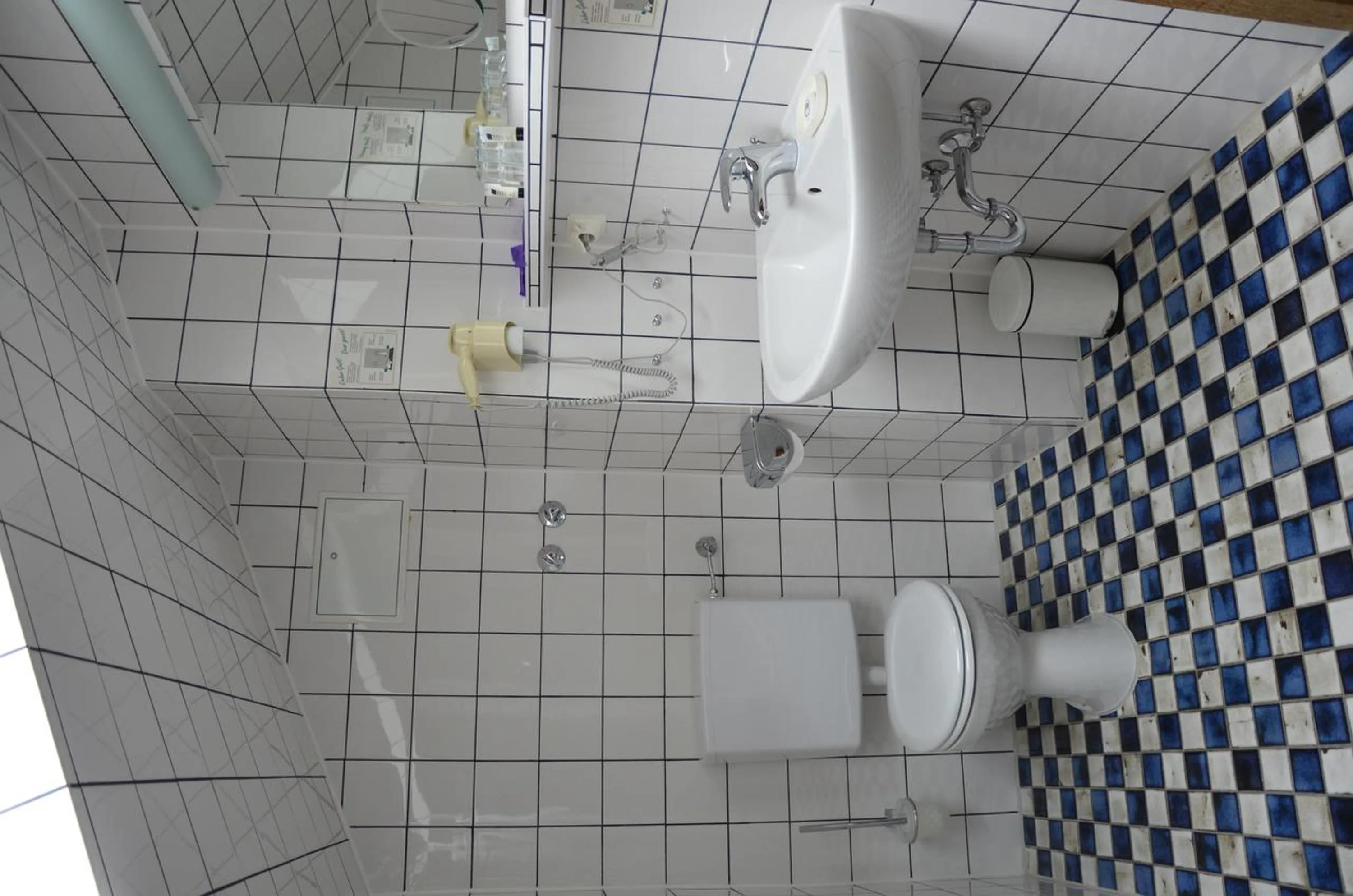 Toilet in Hotel Haus am Park