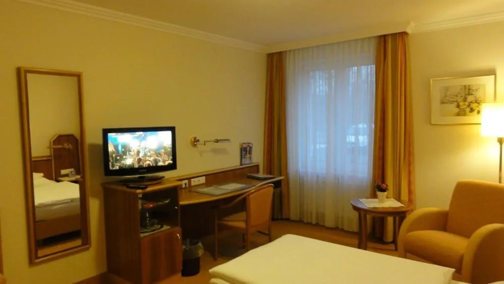 Bedroom, Bed in Hotel Haus am Park