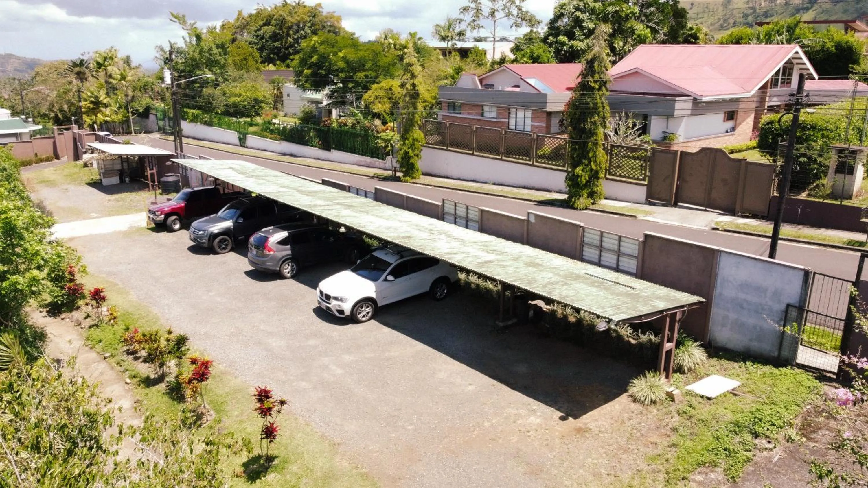 Parking in Legacy Boutique Hotel