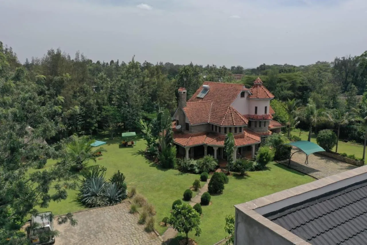 Property building in Edaala Comfort - B&B