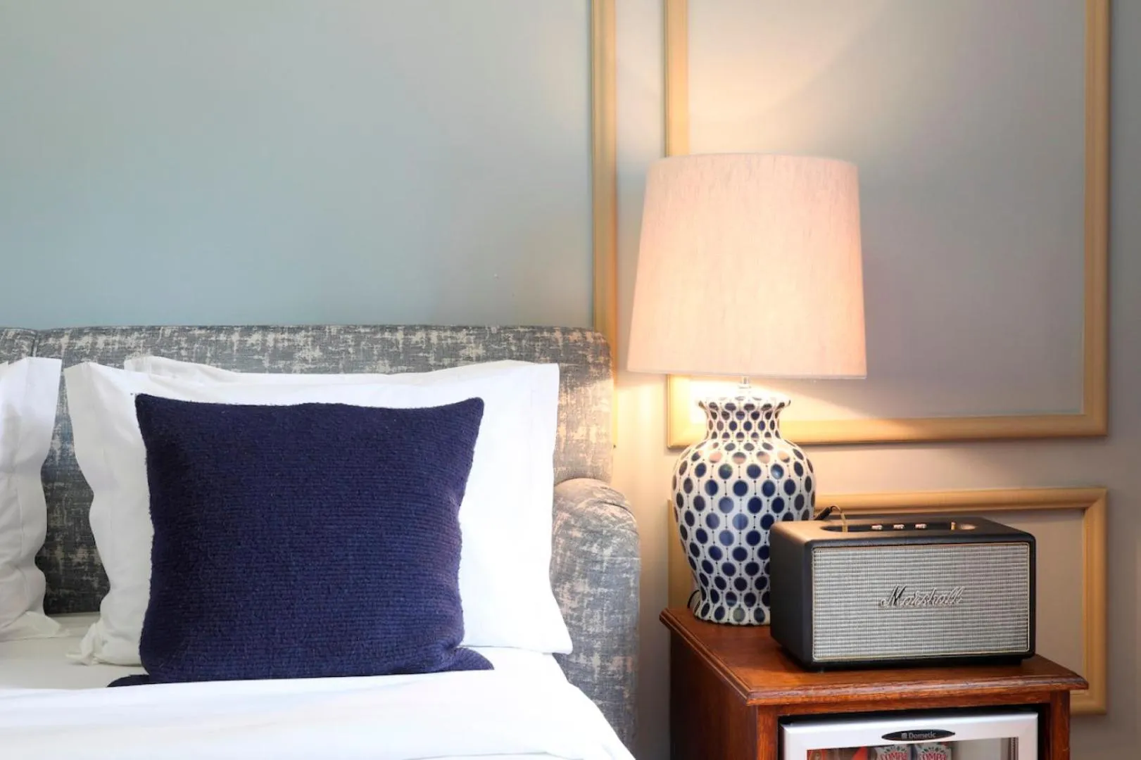 Decorative detail, Bed in Casa Oliver Boutique B&B - Principe Real