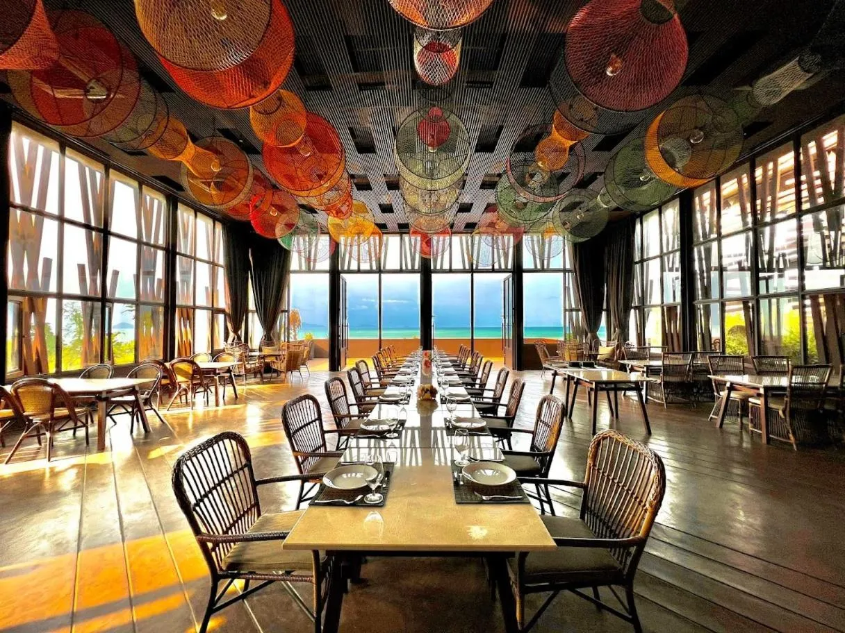 Restaurant/places to eat in The Mak Trat