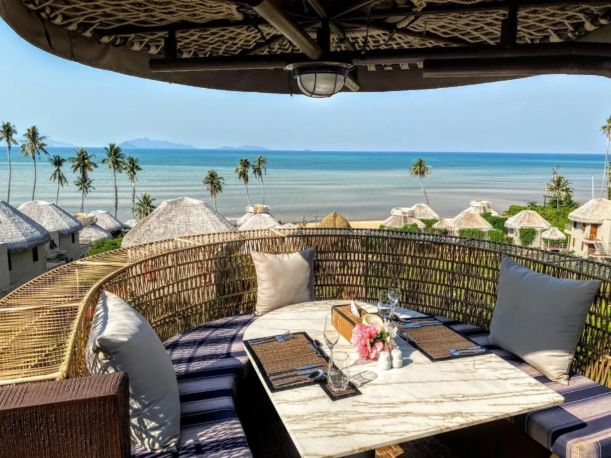 Property building in The Mak Trat