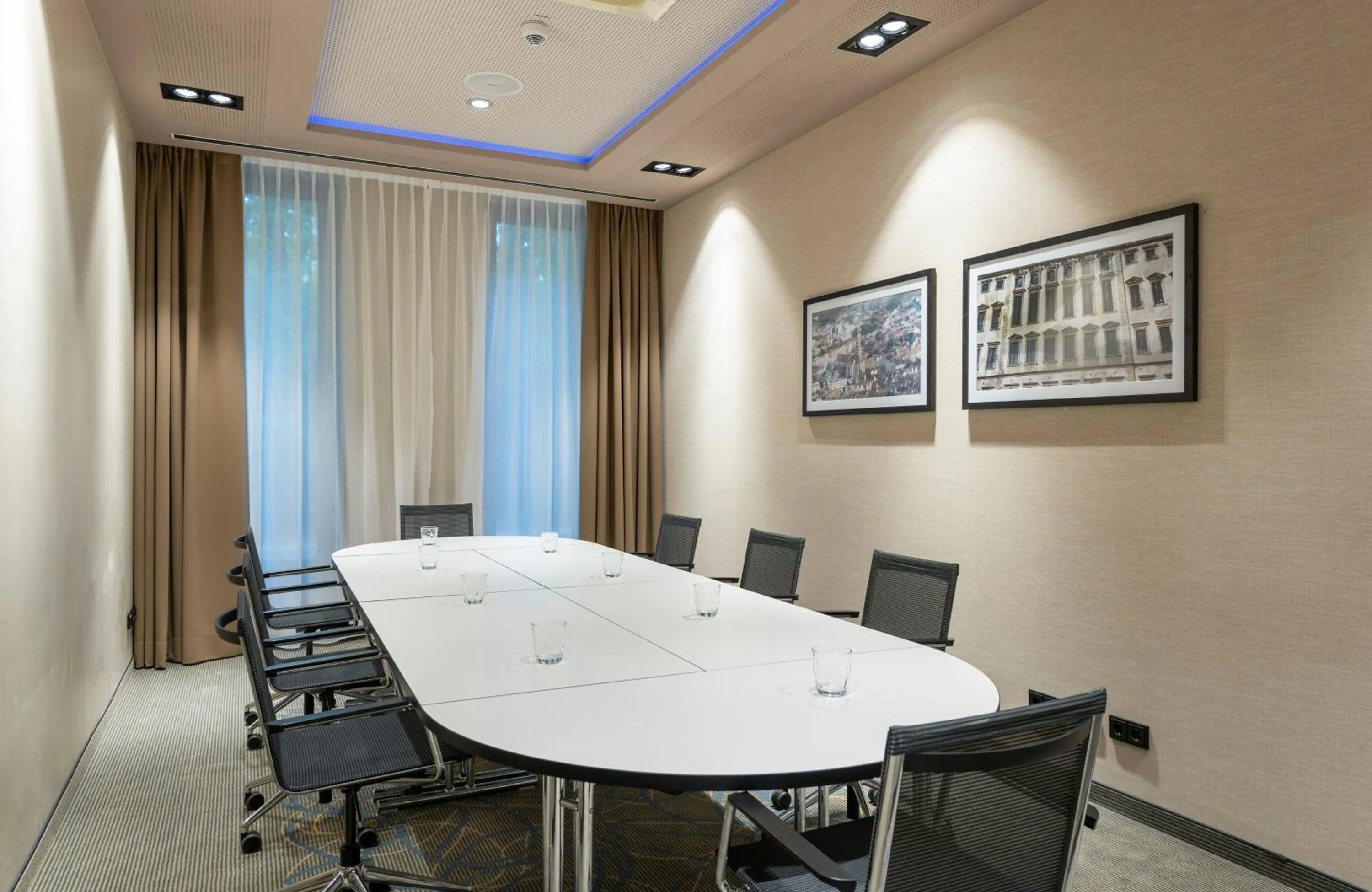 Meeting/conference room in Leonardo Hotel Augsburg