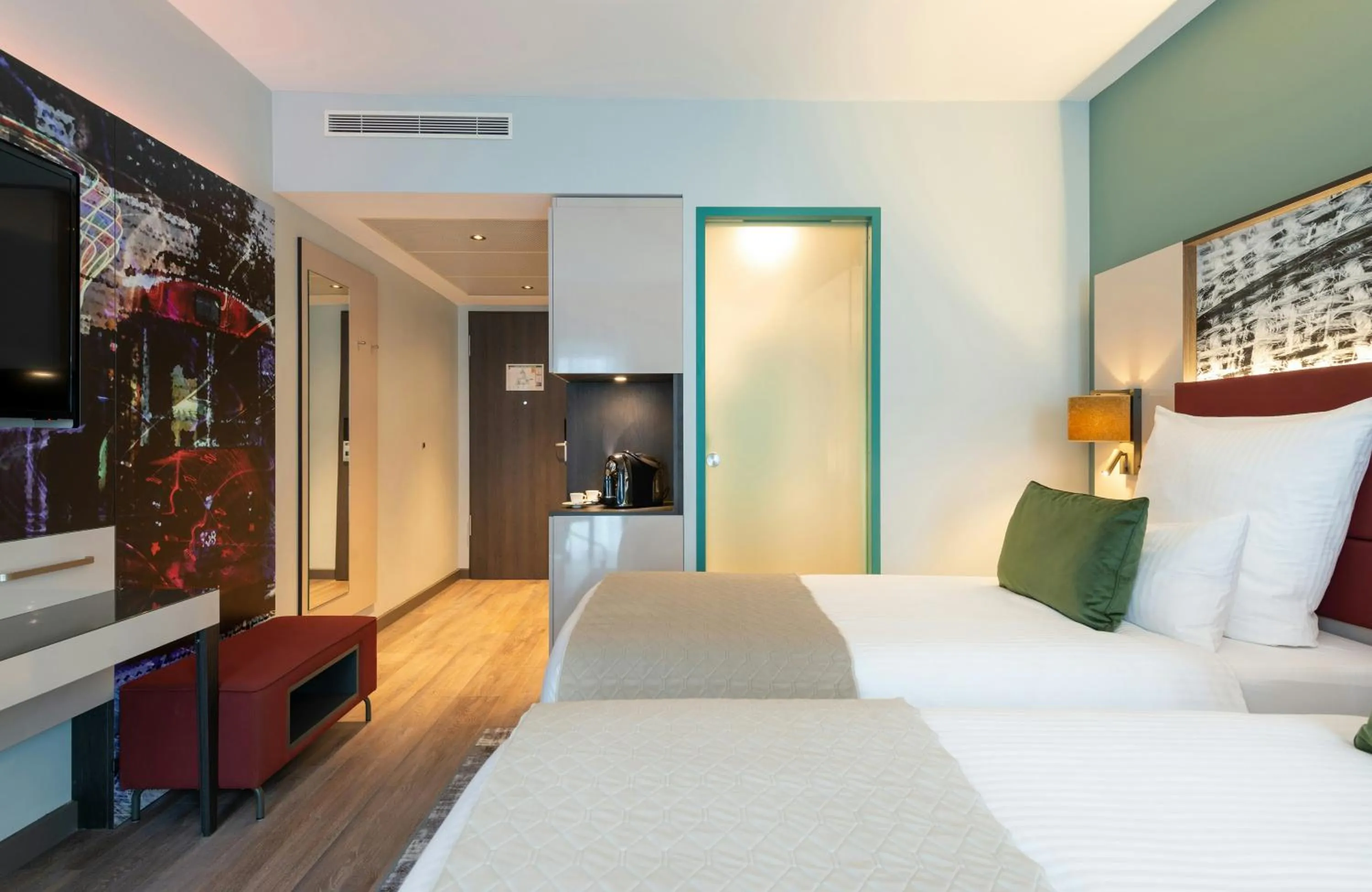 Photo of the whole room, Bed in Leonardo Hotel Augsburg