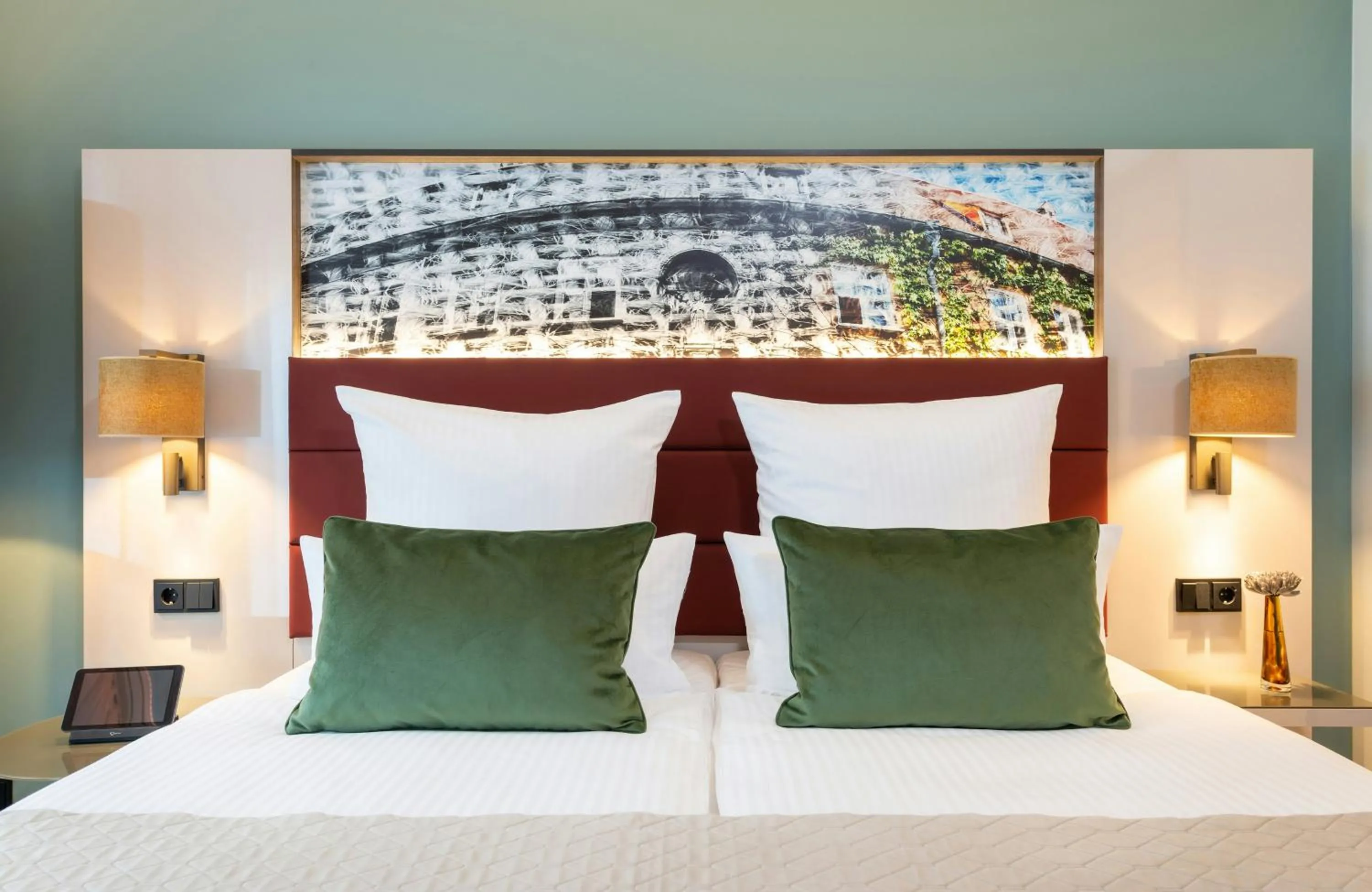 Photo of the whole room, Bed in Leonardo Hotel Augsburg