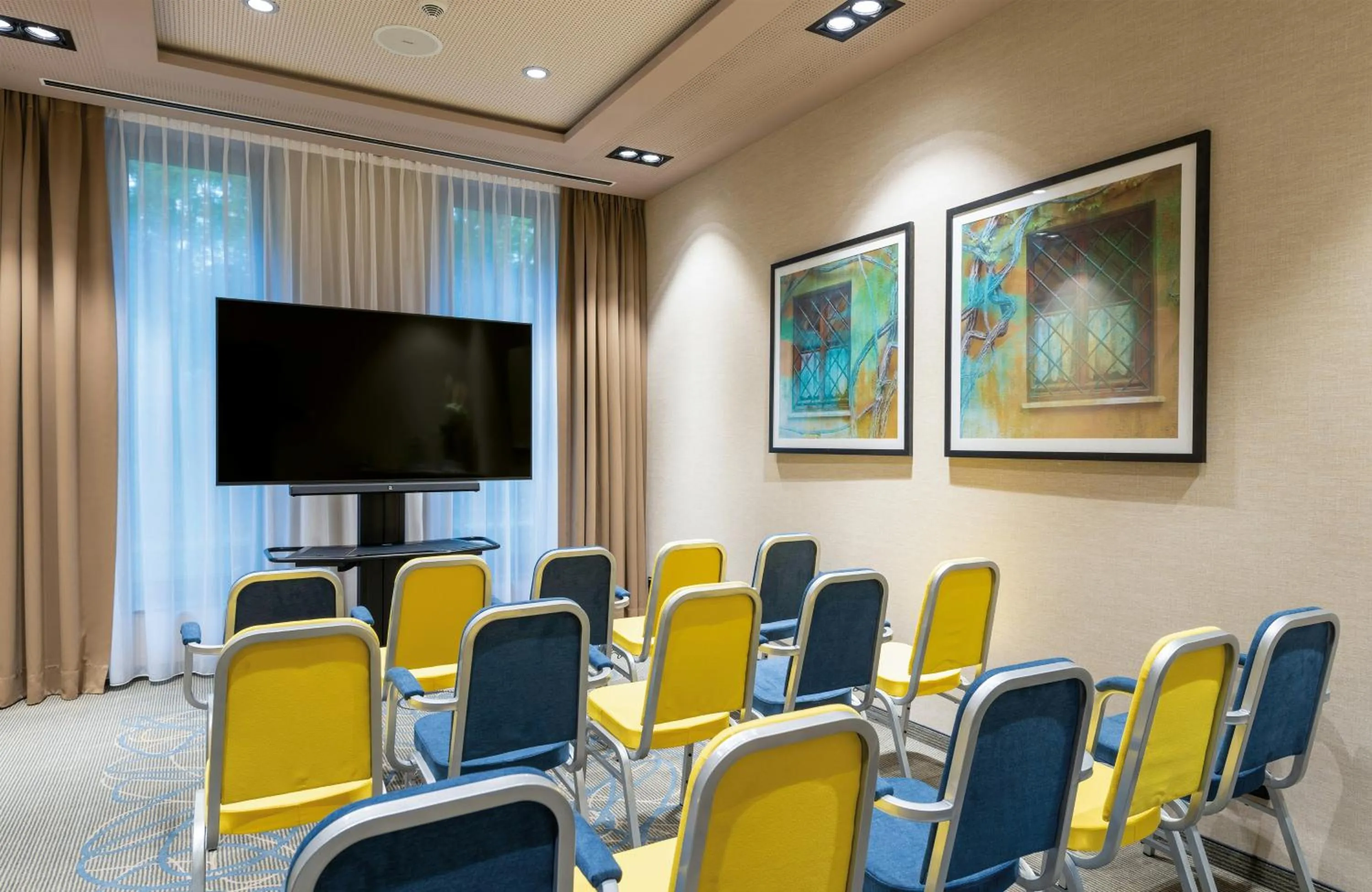 Meeting/conference room in Leonardo Hotel Augsburg