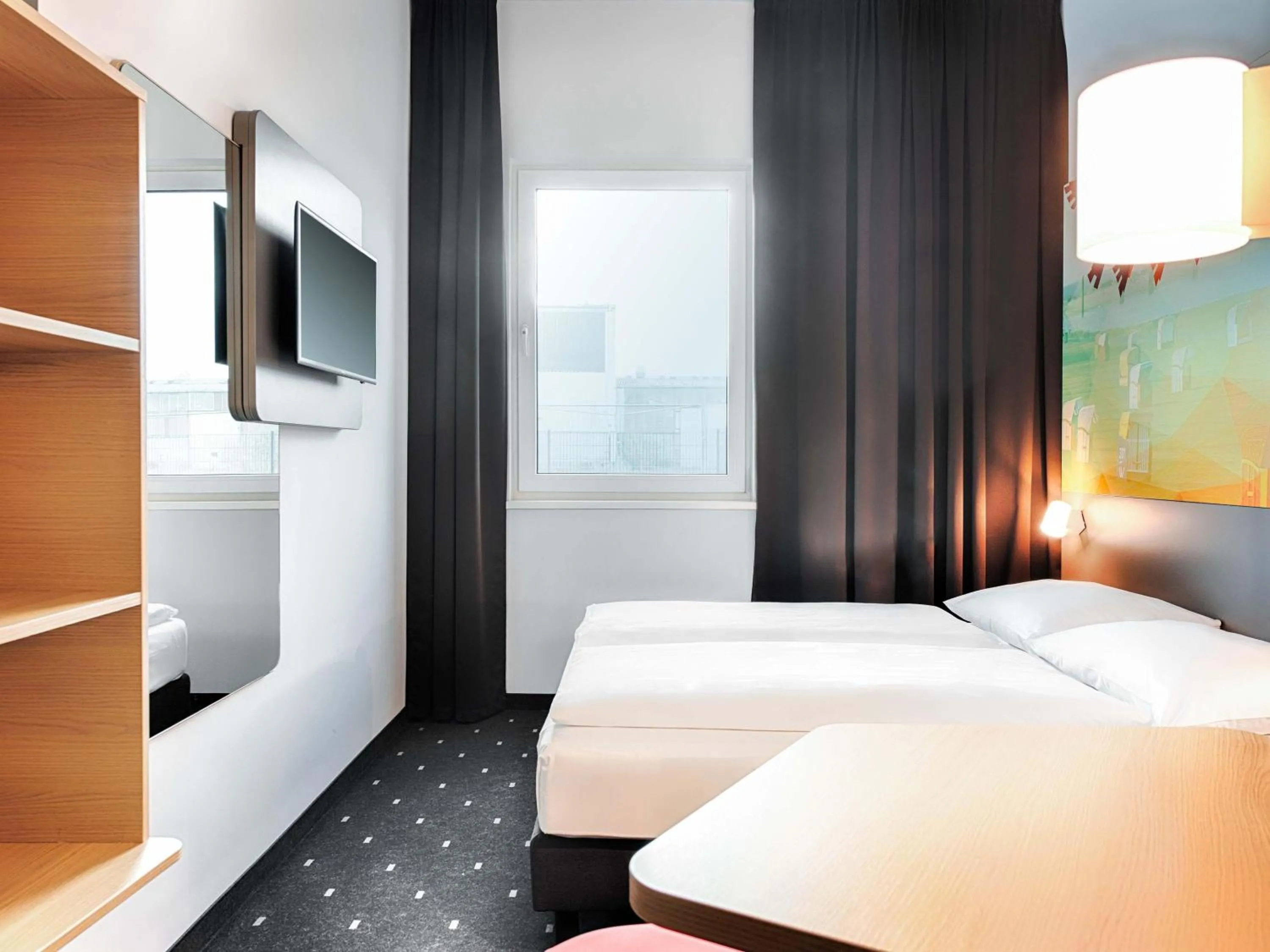 Photo of the whole room, Bed in B&B Hotel Cuxhaven