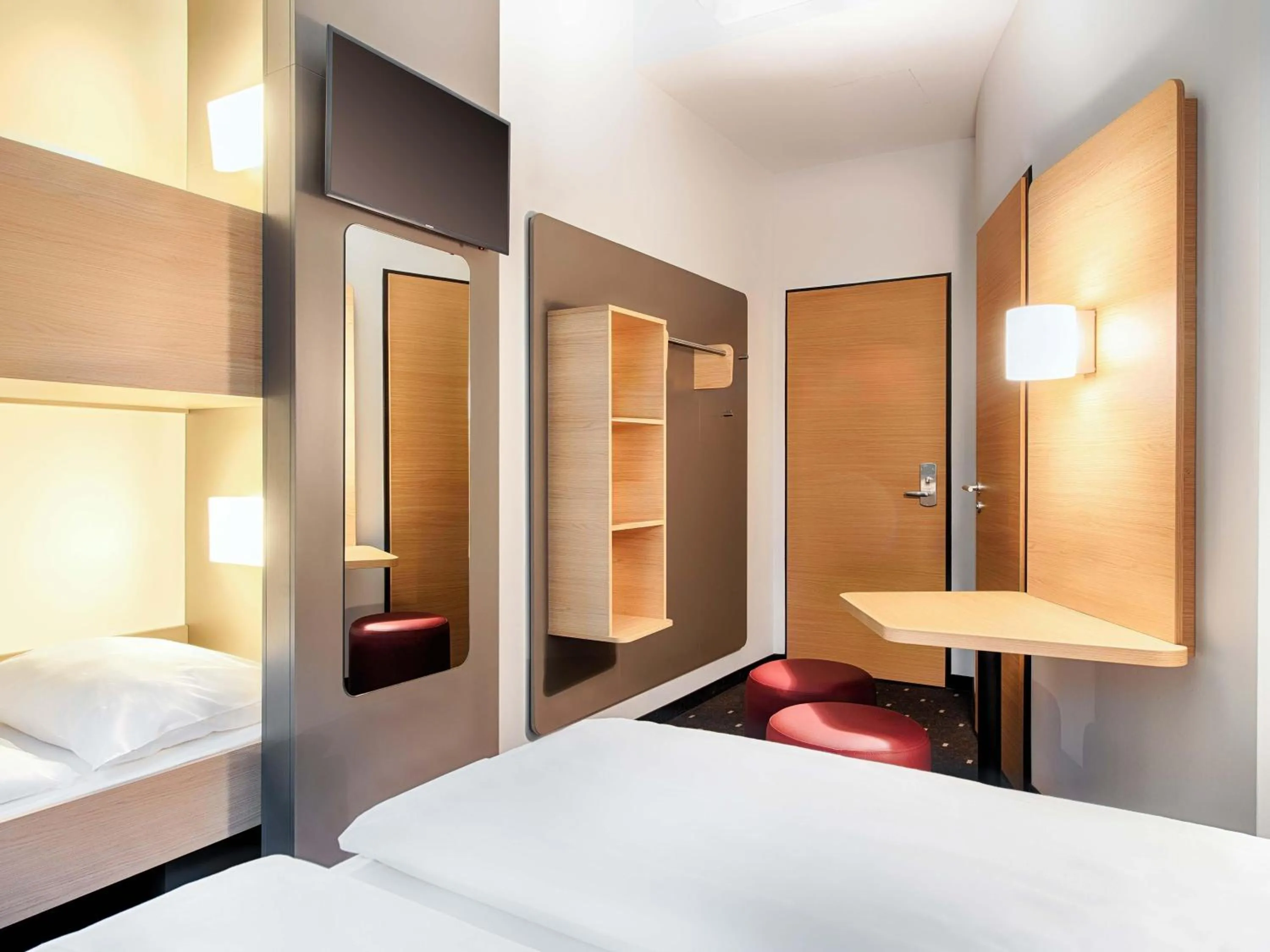 Photo of the whole room, Bed in B&B Hotel Cuxhaven