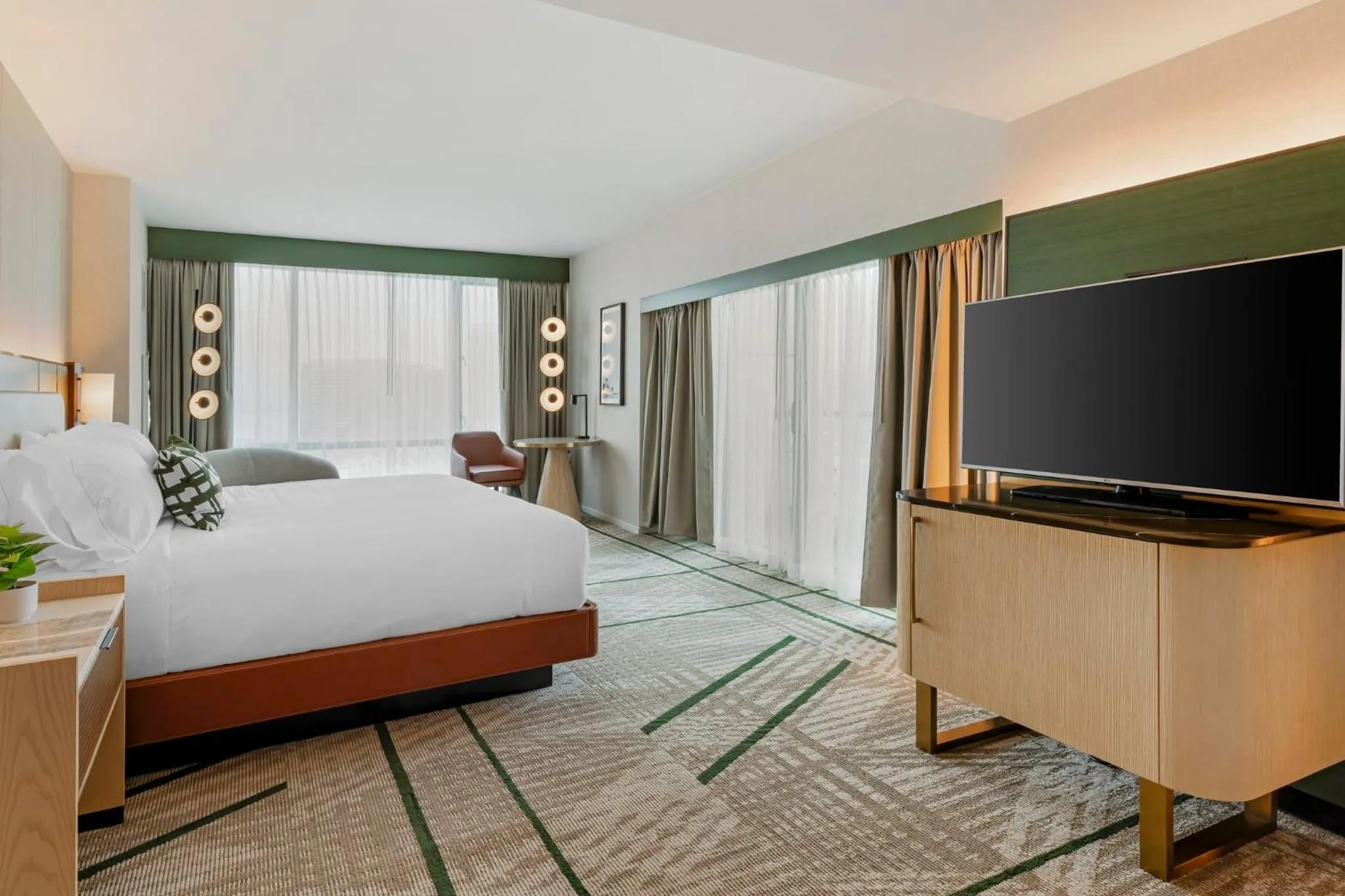 Photo of the whole room, Bed in Omni San Diego Hotel at the Ballpark